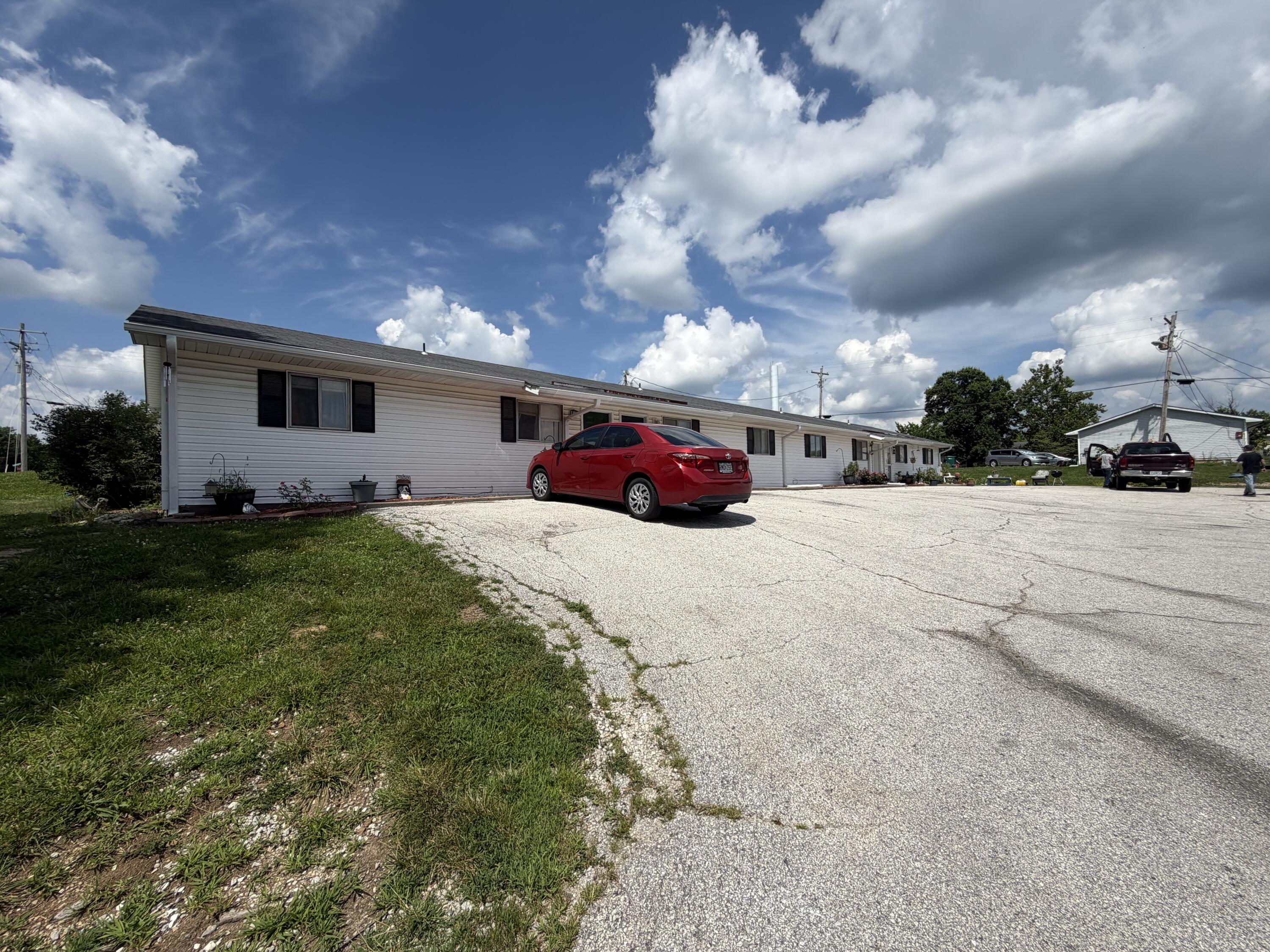 7316 N WADE SCHOOL RD 4 Property Photo 1