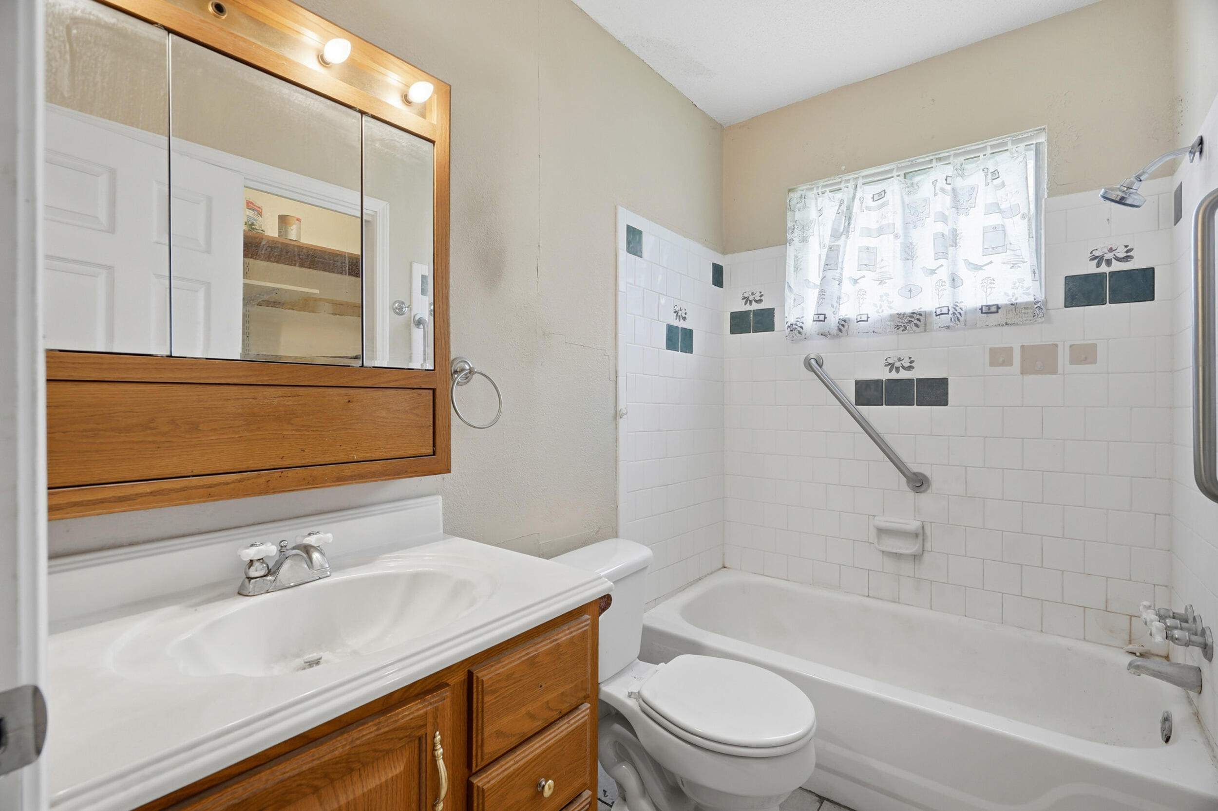 6204 E Sharon Ln Property Photo 18