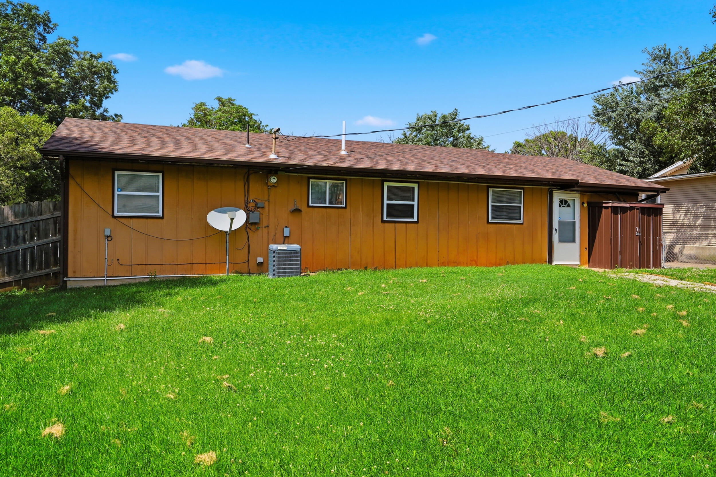 6204 E Sharon Ln Property Photo 24
