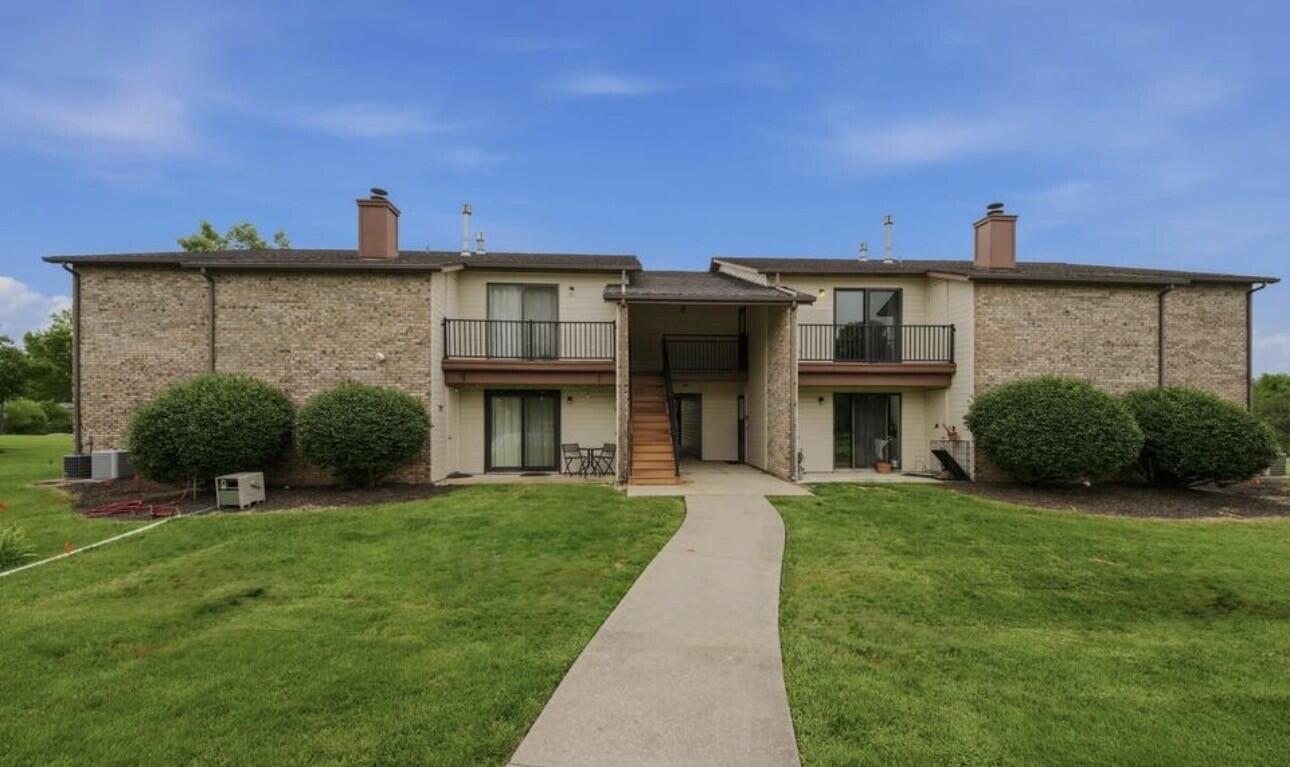 1879 N Waterfront Dr H Property Photo 19
