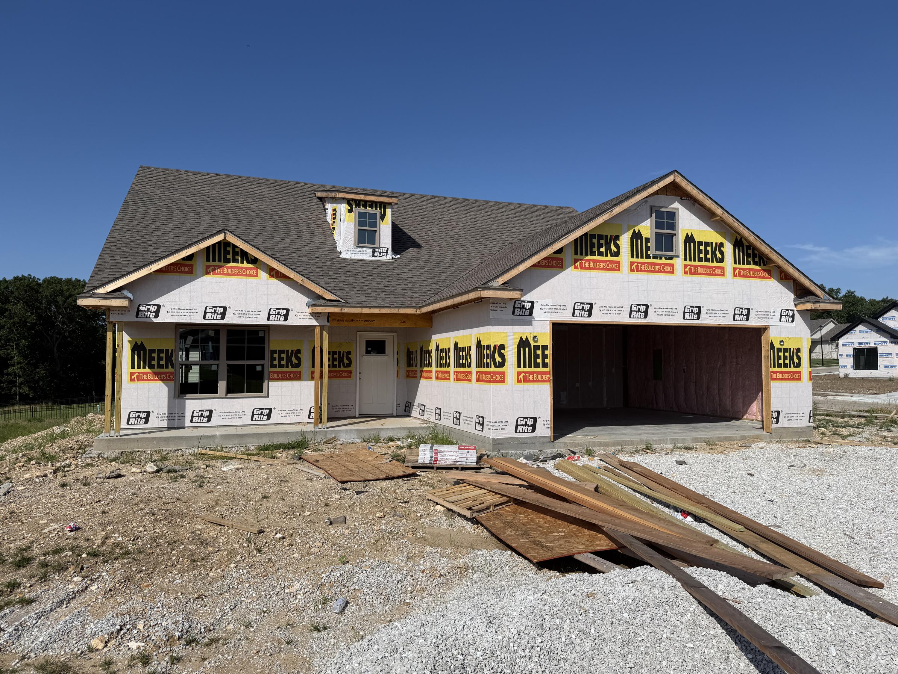 4320 STONE MOUNTAIN PKWY Property Photo 1