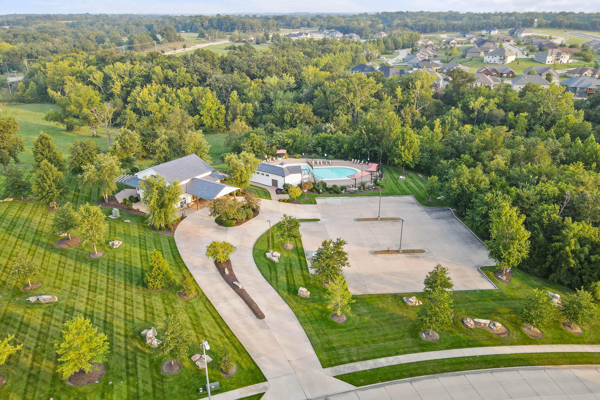 4320 Stone Mountain Pkwy Property Photo 6