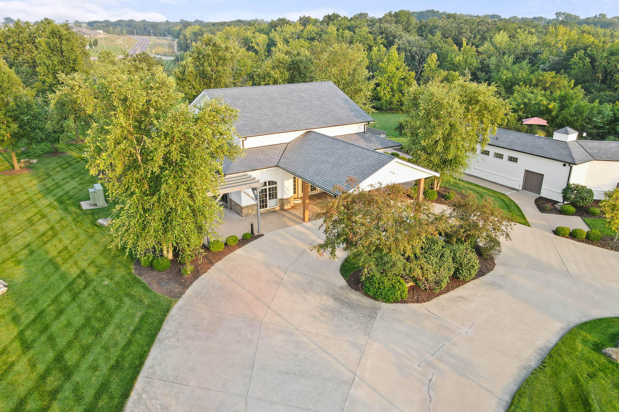 4320 Stone Mountain Pkwy Property Photo 7