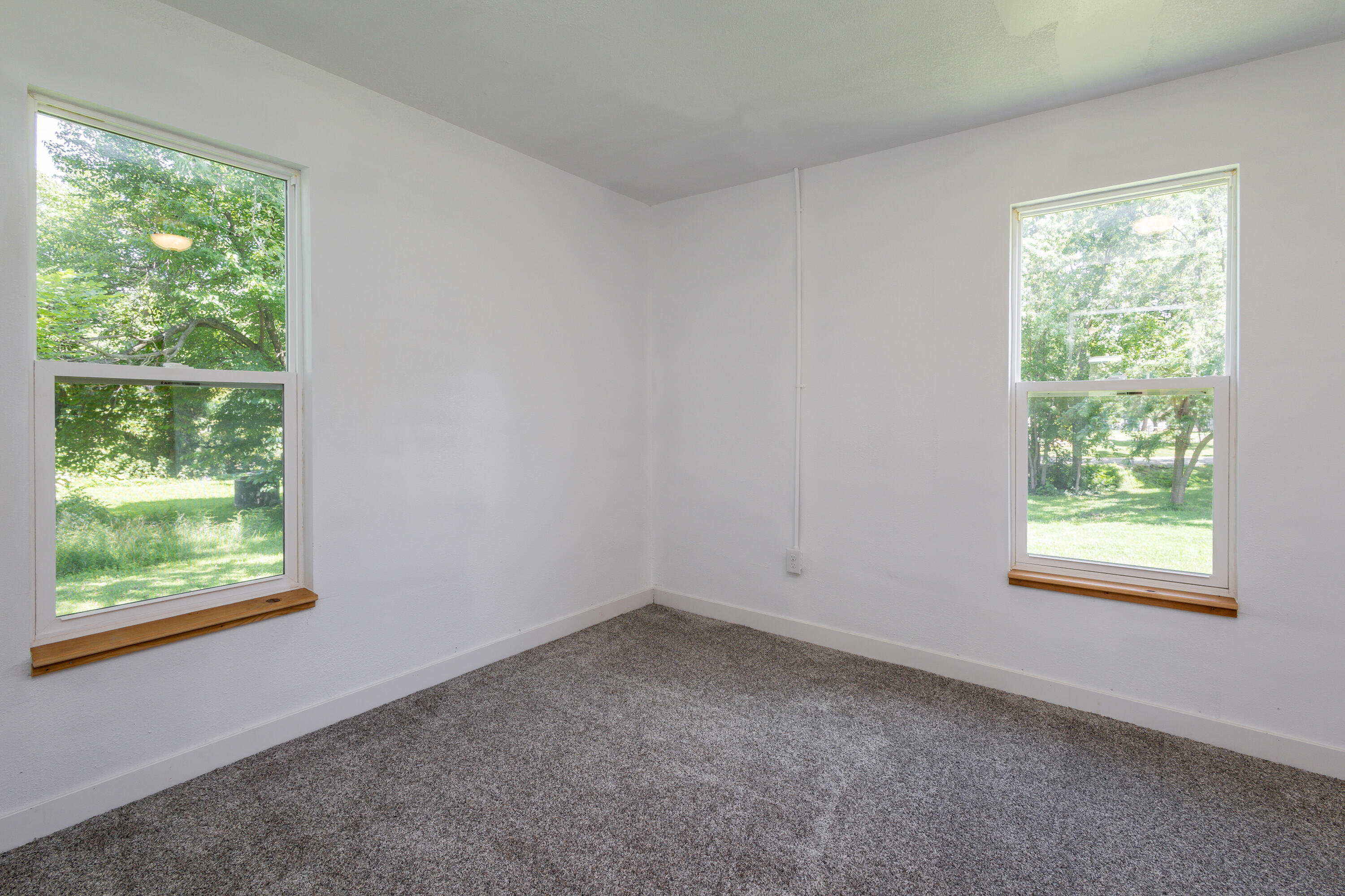 109 N Mill St Property Photo 14