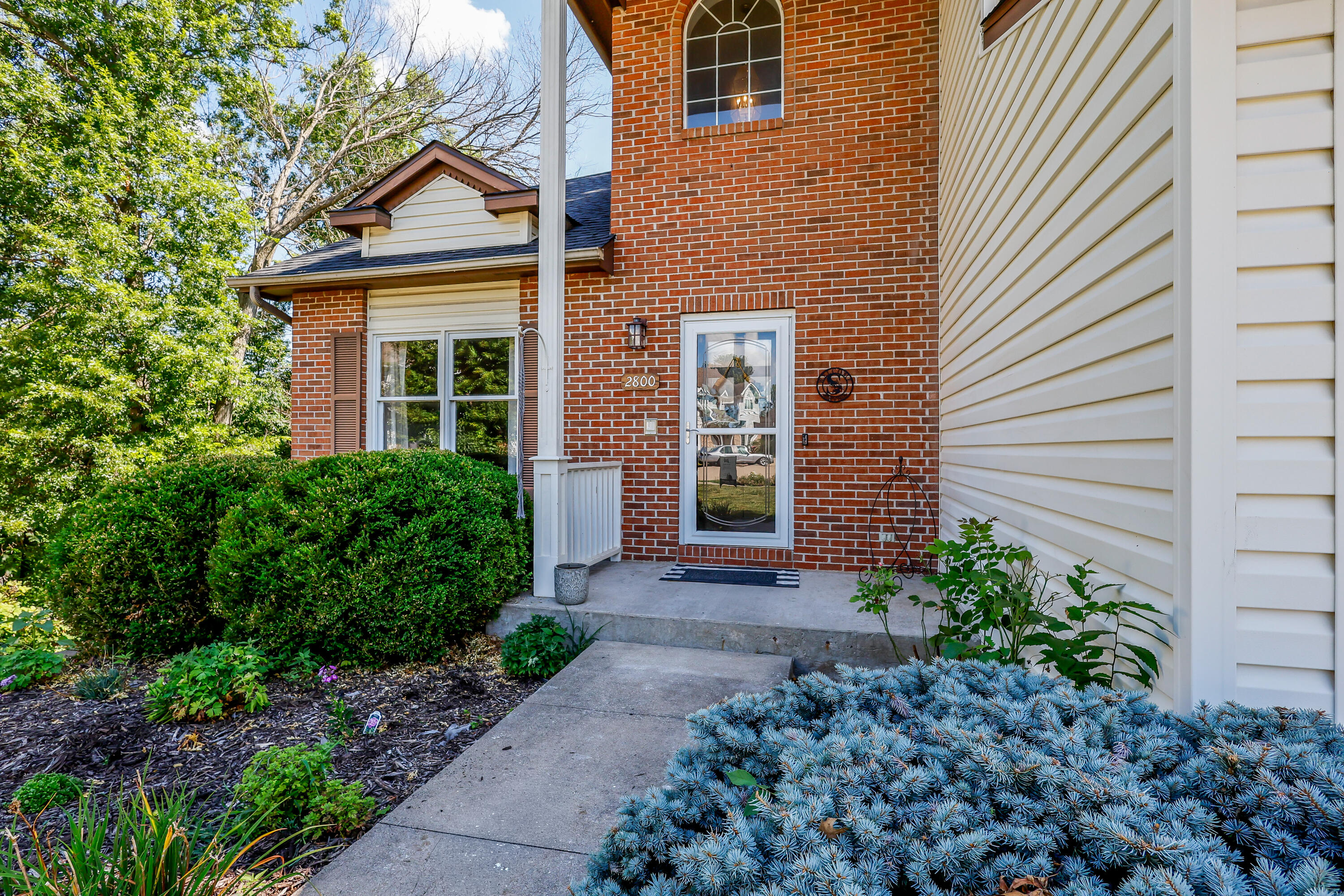 2800 Royal Oak Ct Property Photo 4
