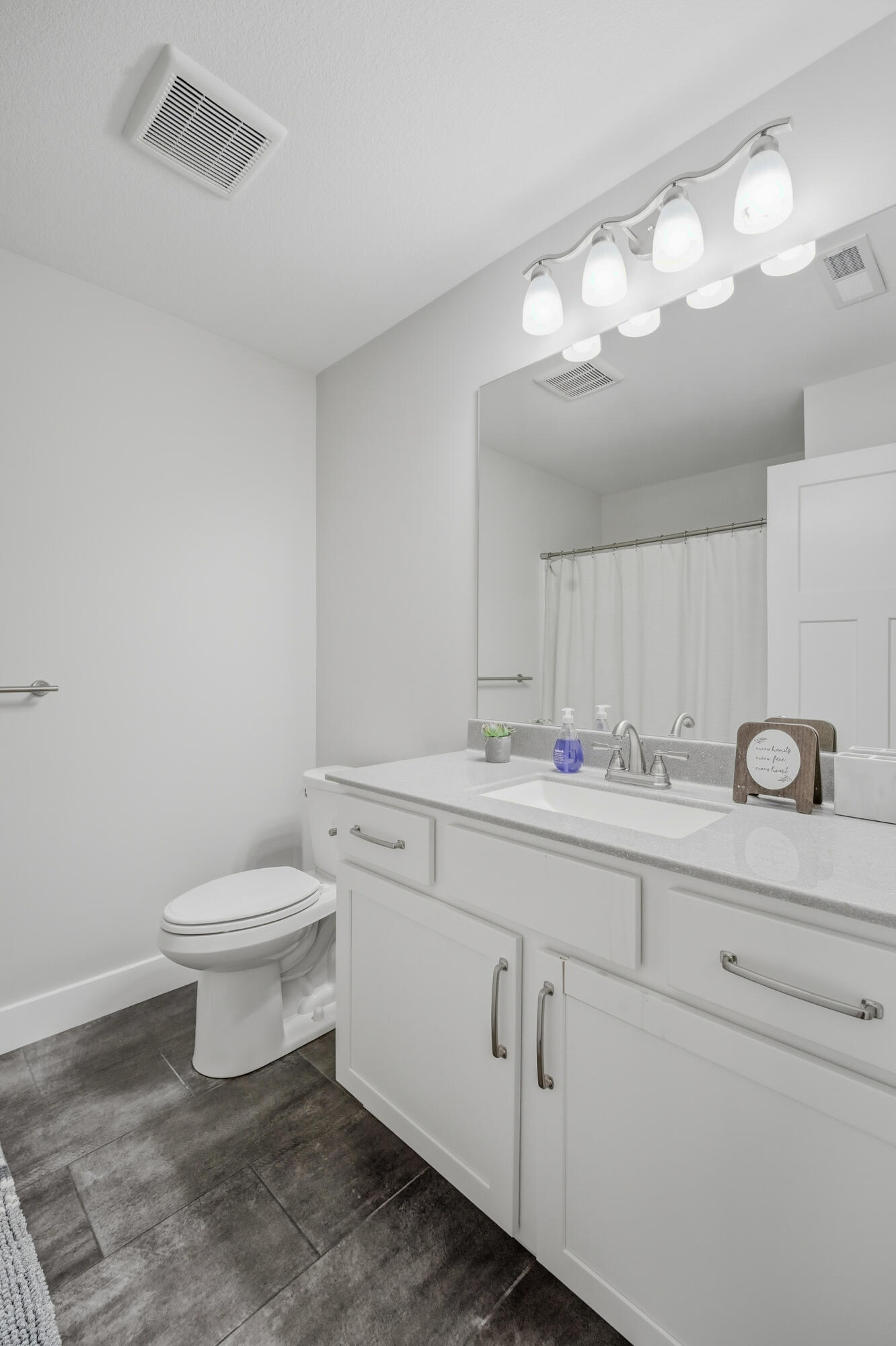1101 Shadow Hawk Ct Property Photo 16