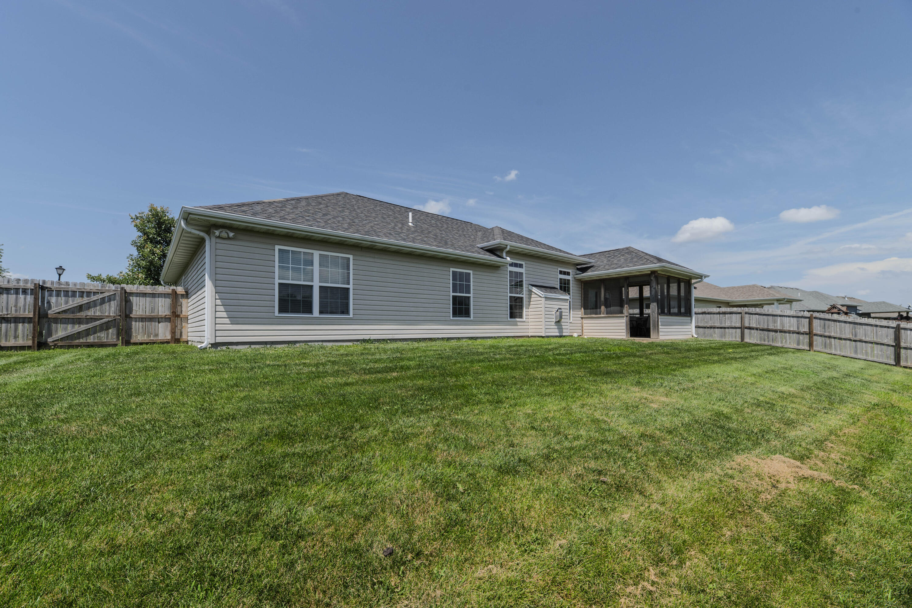 7520 W Golden Willow Dr Property Photo 8