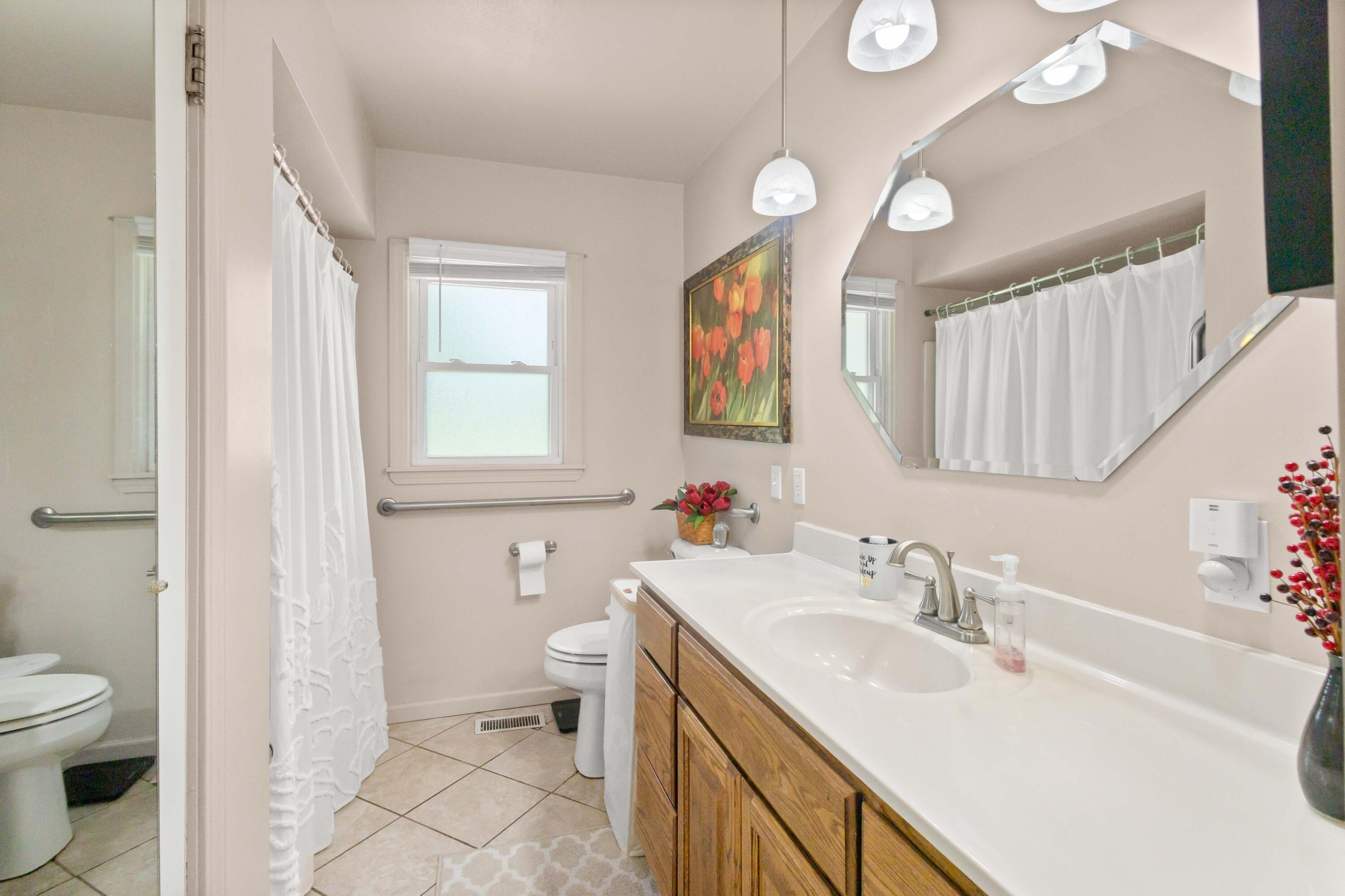 1 Oak Ln Property Photo 12