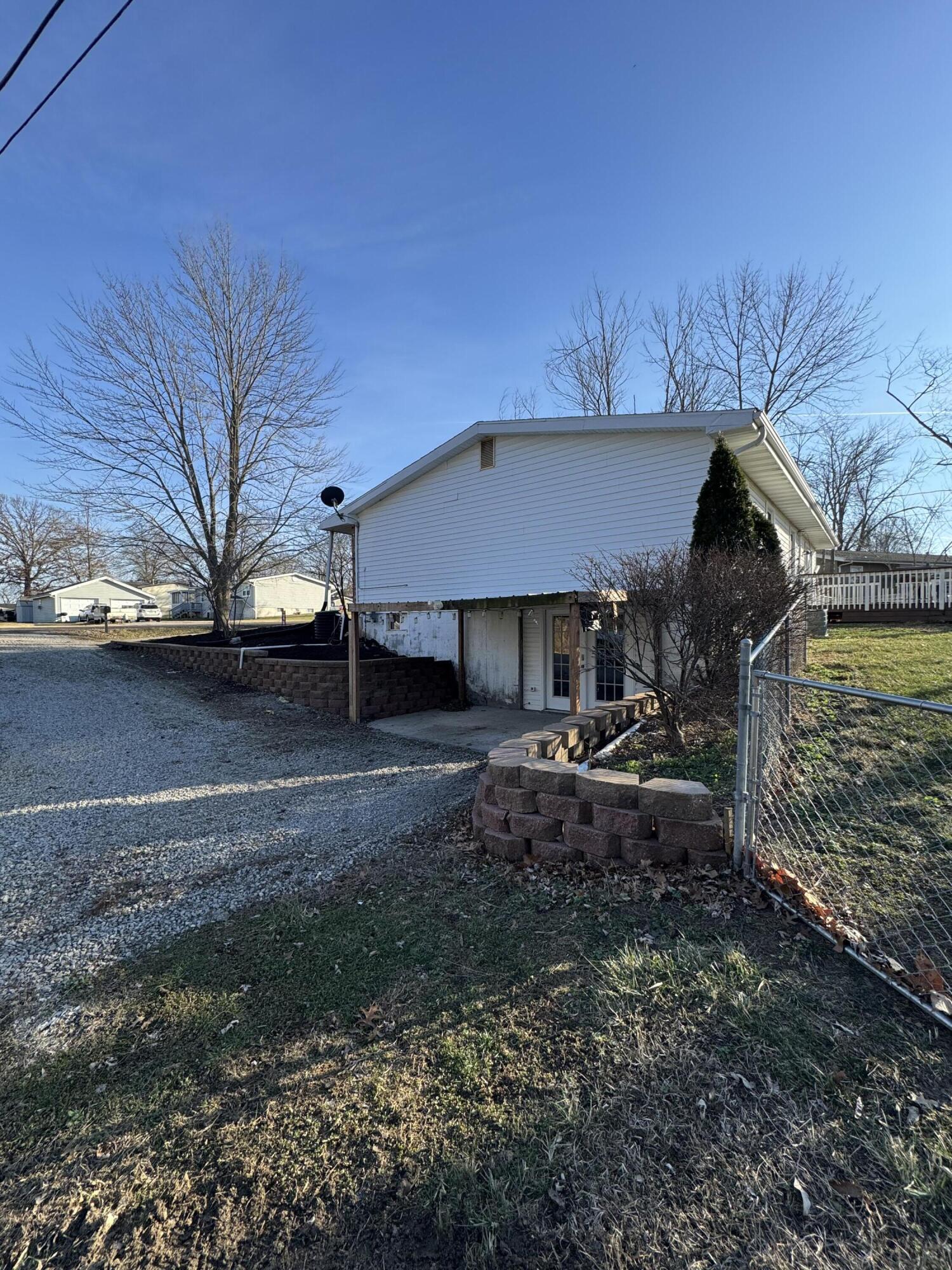 6735 N Nelson Dr Property Photo 5