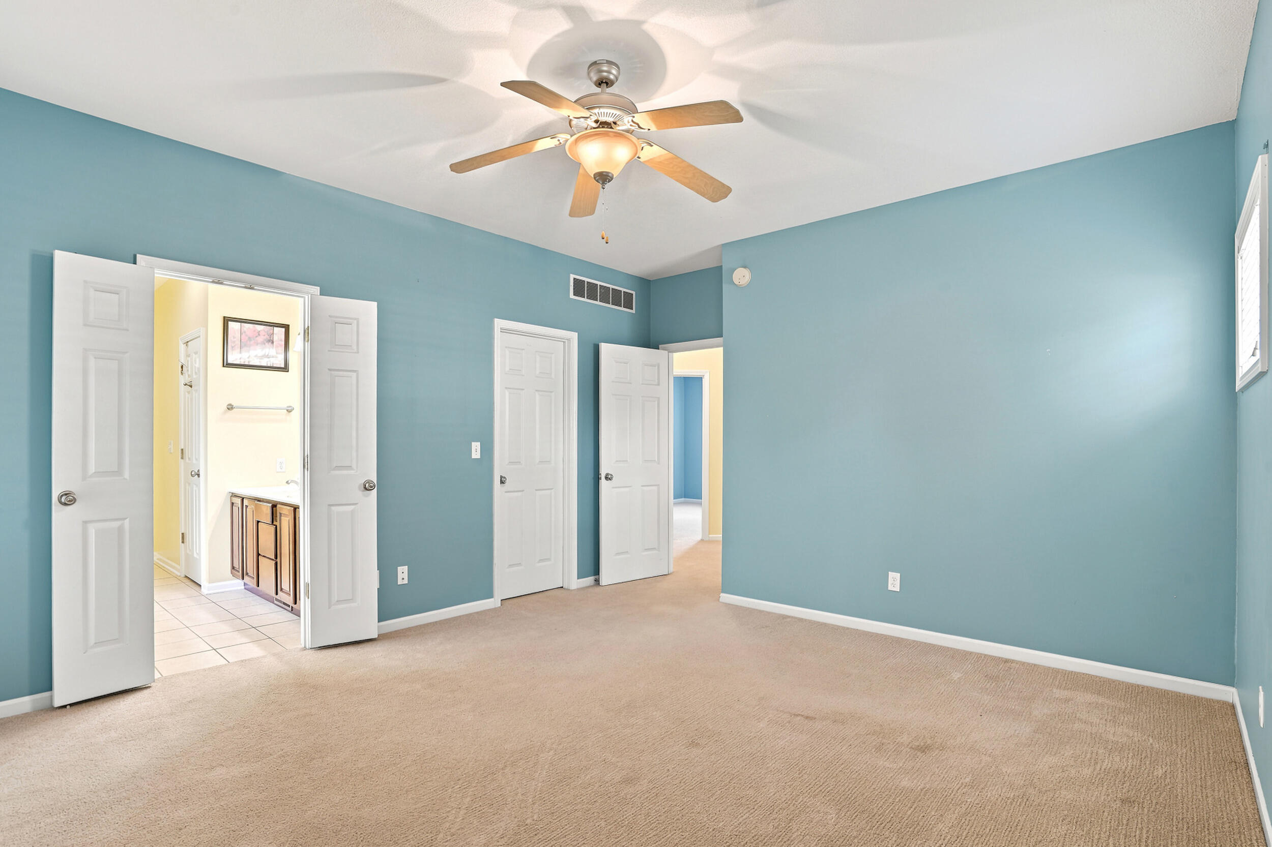 1417 Killarney Dr Property Photo 23