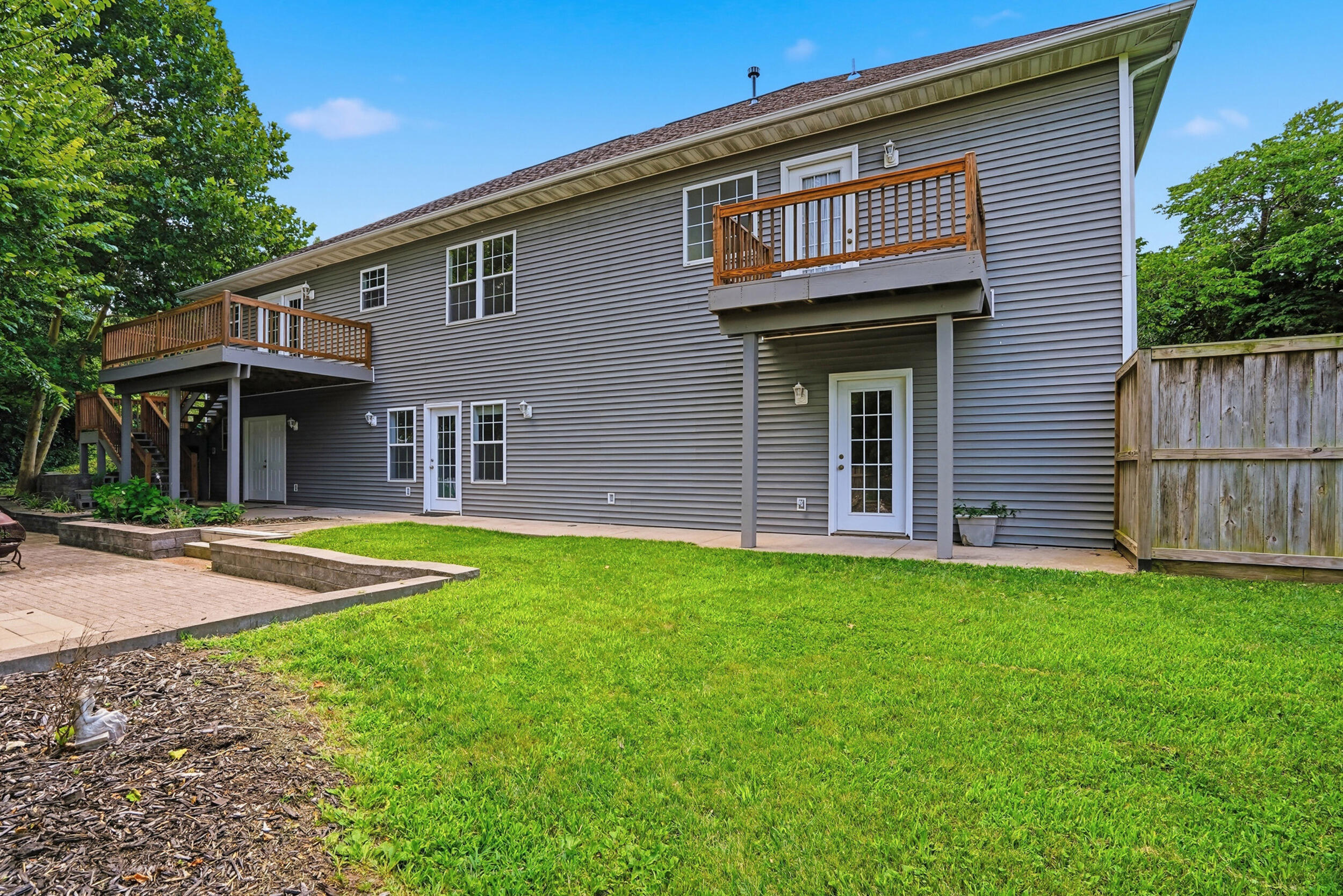 1417 Killarney Dr Property Photo 43