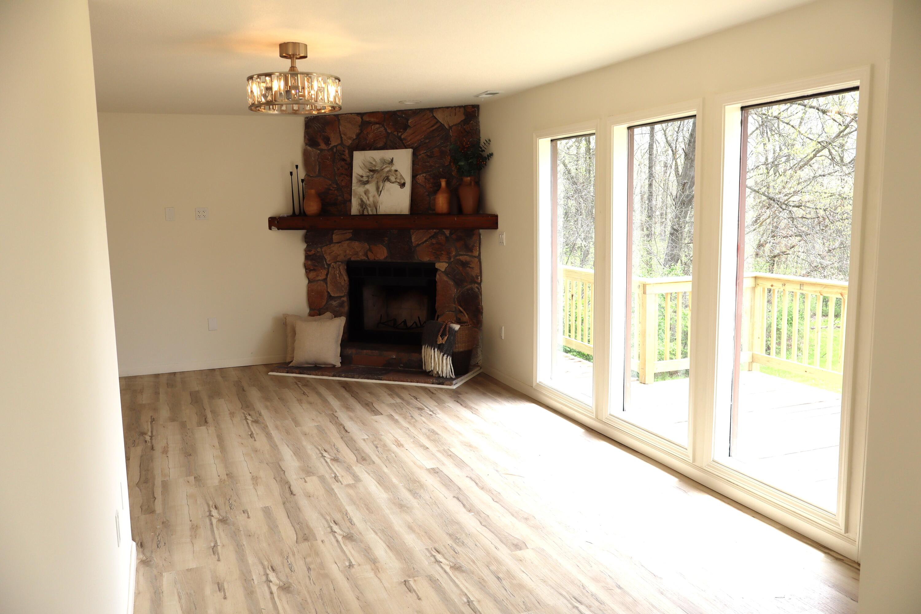 143 County Road 402a Property Photo 6