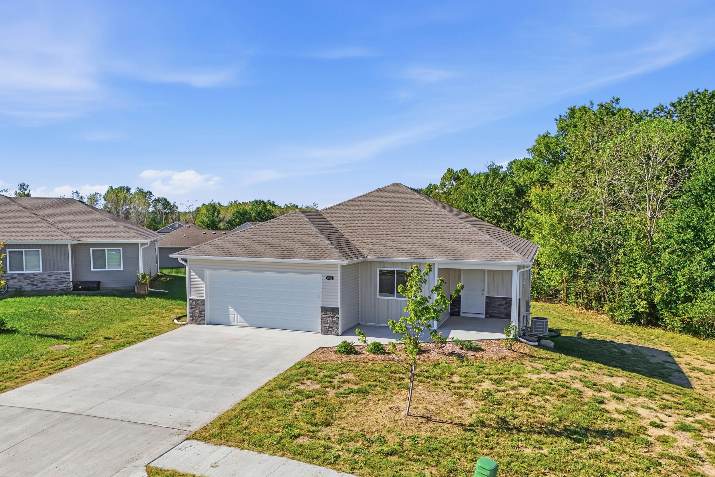 4522 E Brookhill Dr Property Photo 63