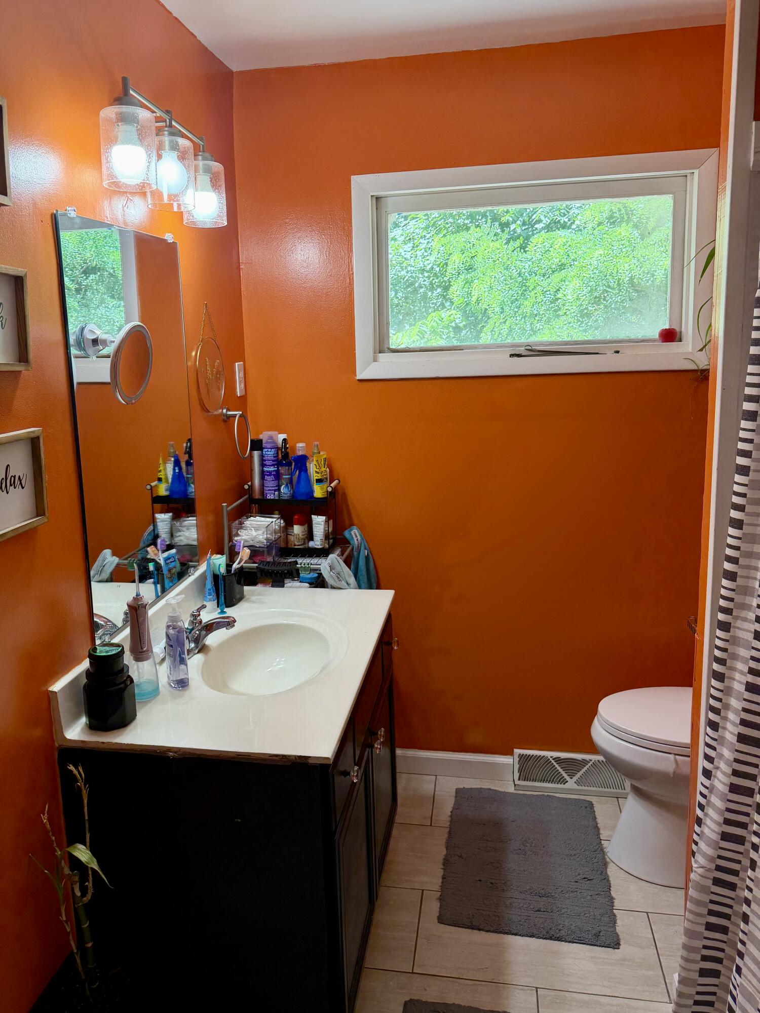 1025 Taylor St Property Photo 14