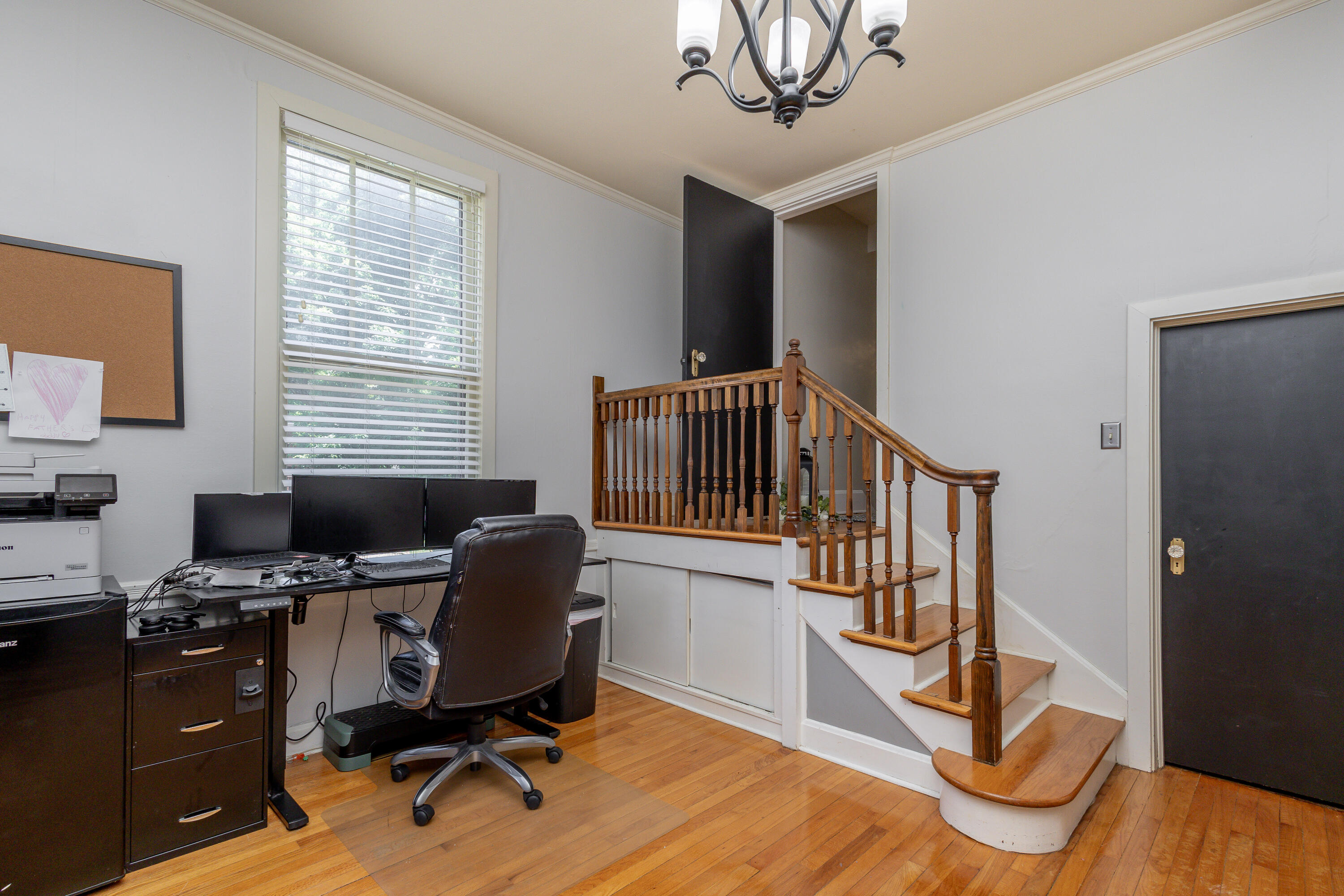 709 Gilman St Property Photo 33