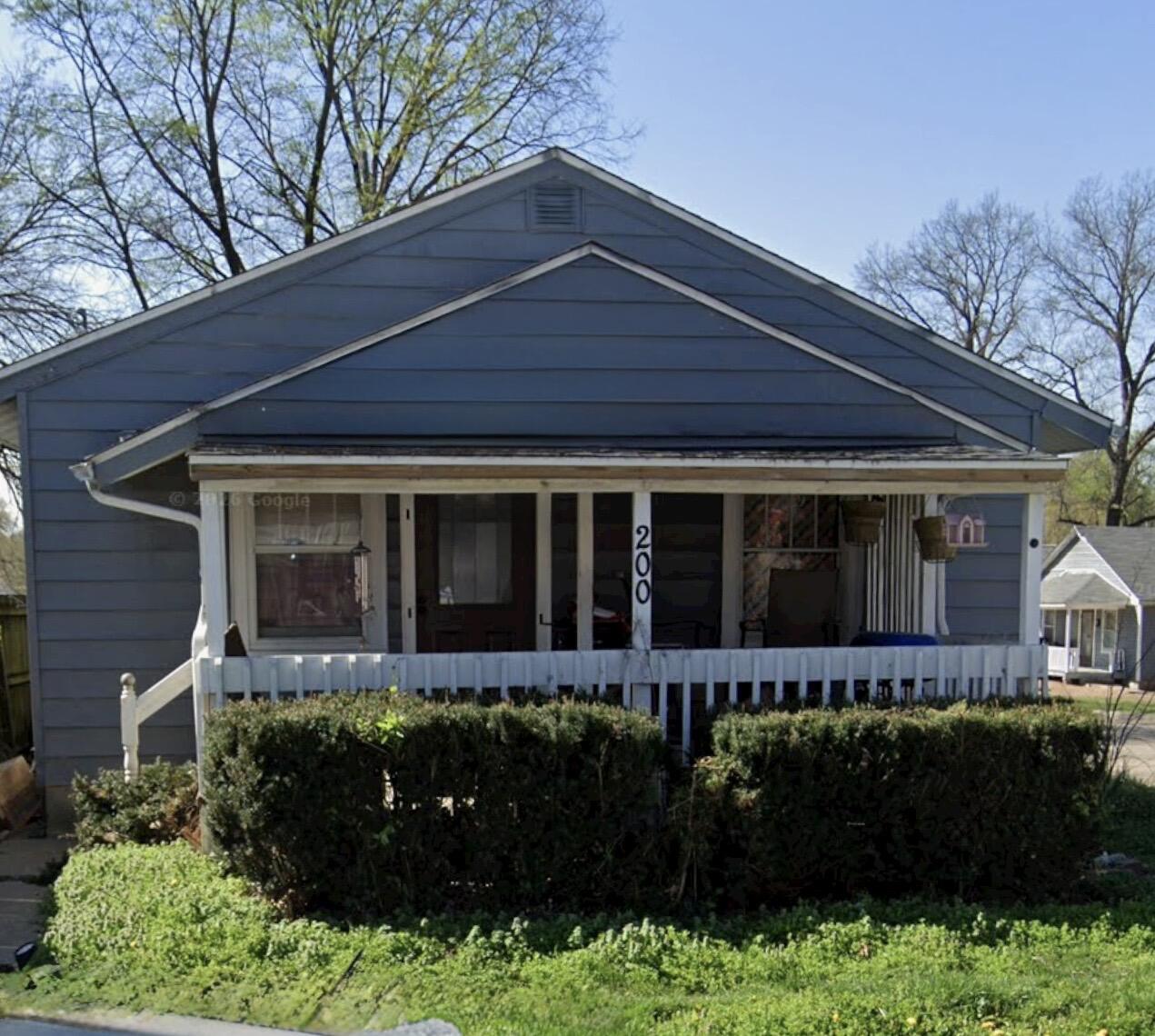 200 Hickman Ave Property Photo 1
