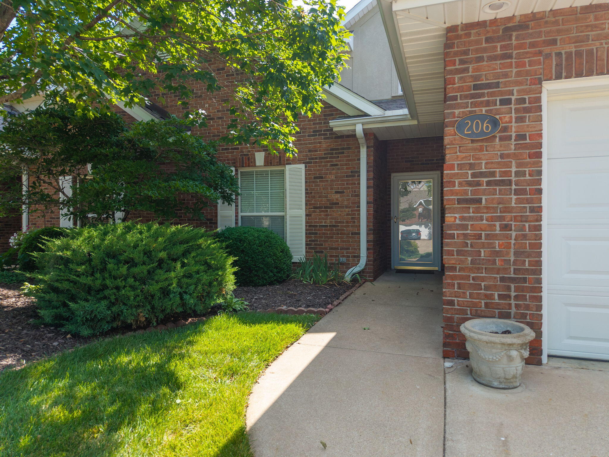 206 Blue Sky Ct Property Photo 2