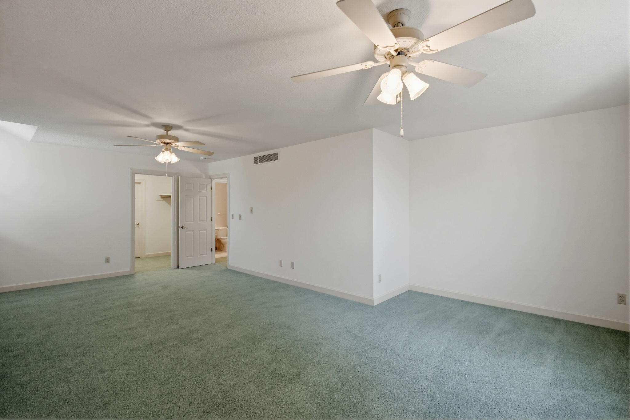 206 Blue Sky Ct Property Photo 18