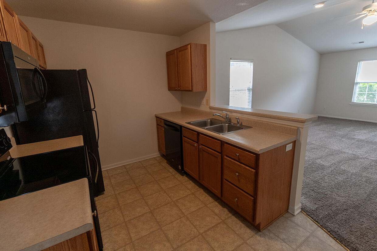 3306 E Saint Charles Rd Property Photo 7