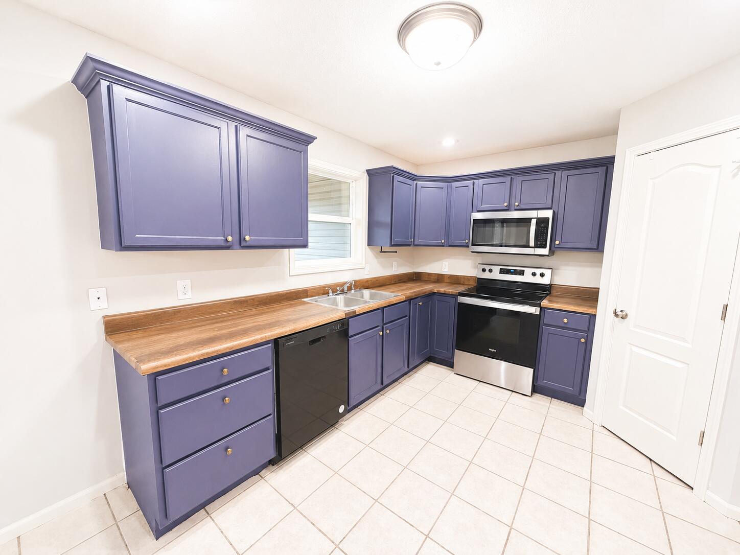 208 Jackal Dr Property Photo 11
