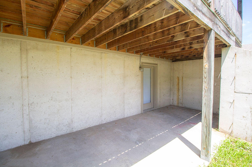 208 Jackal Dr Property Photo 24