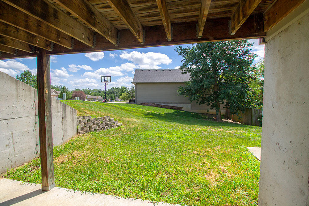 208 Jackal Dr Property Photo 28