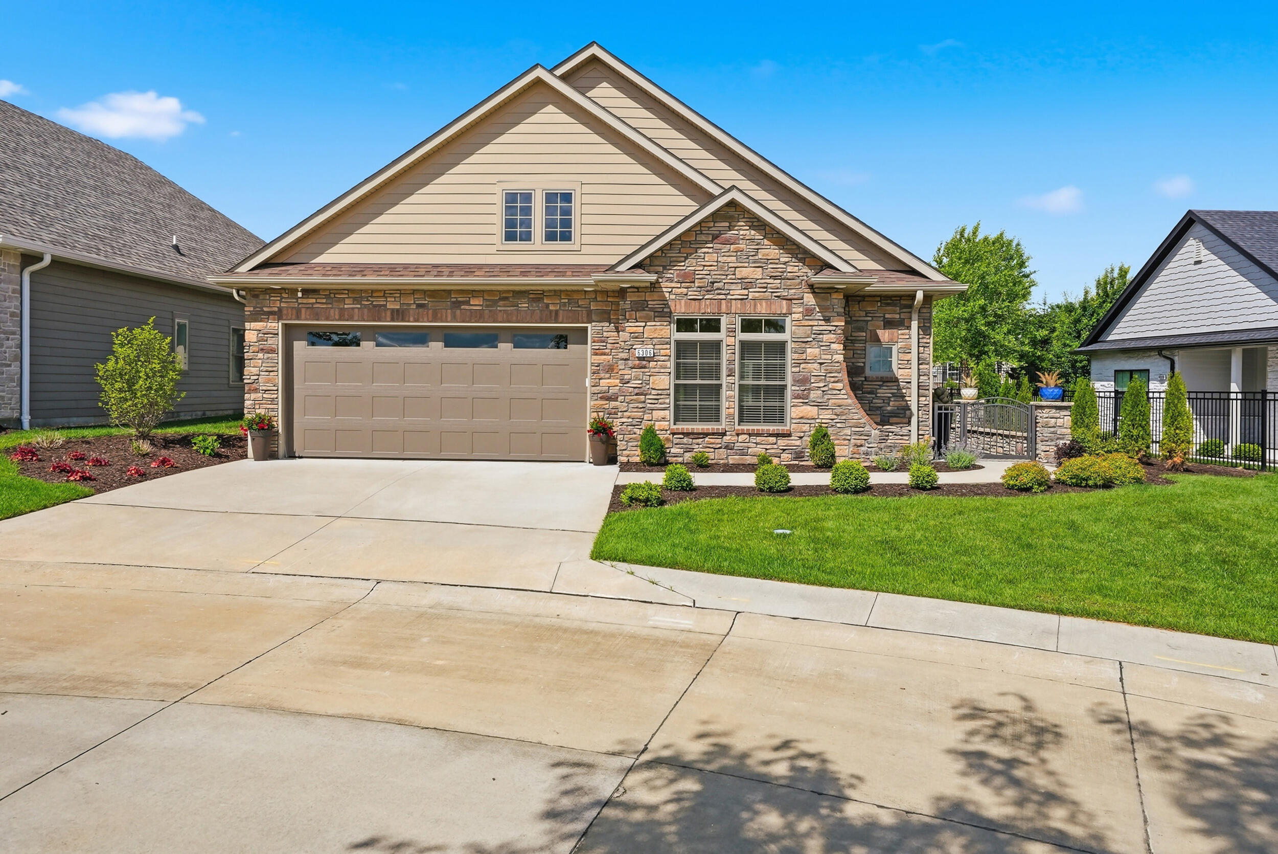 6306 Murano Way Property Photo 1