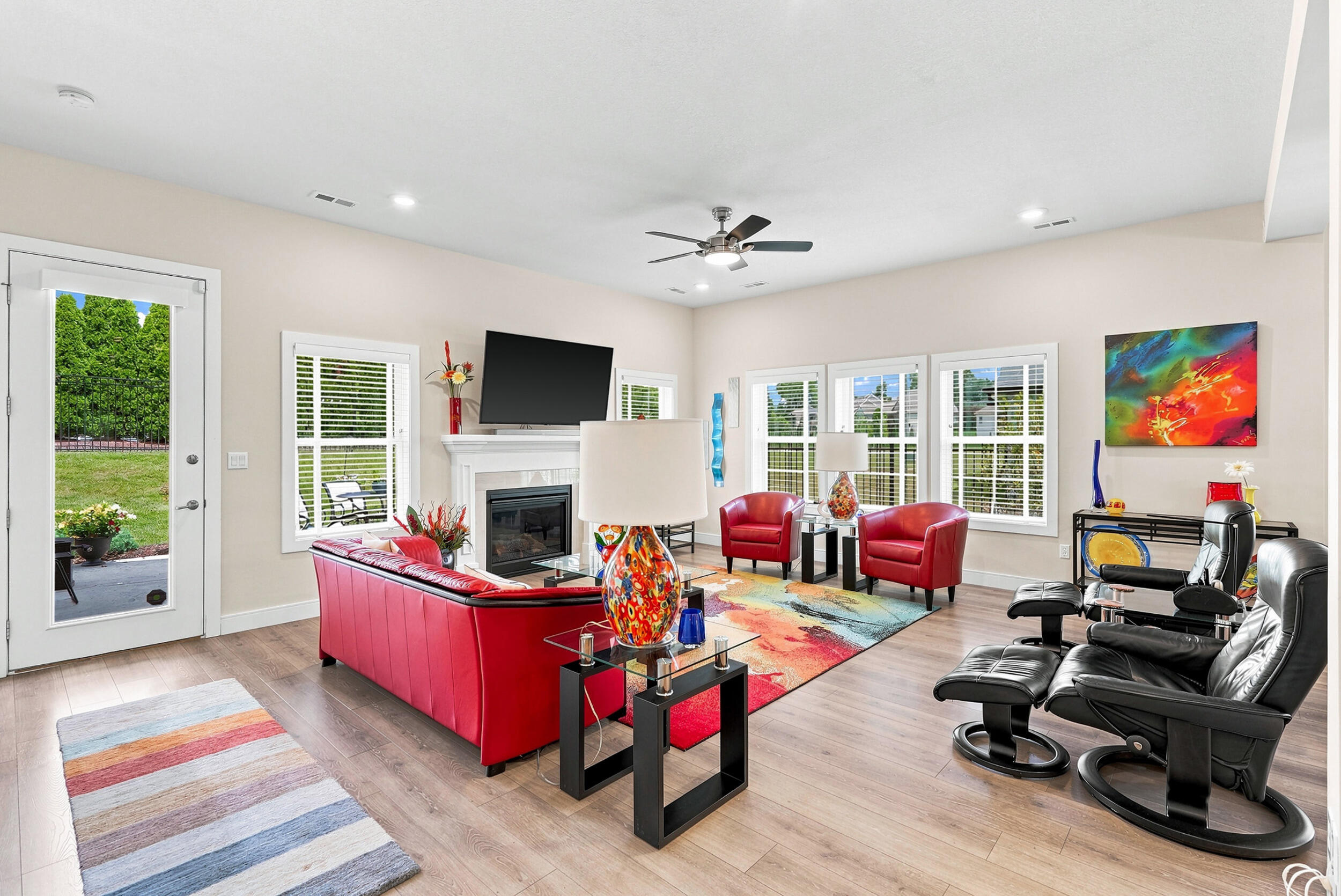 6306 Murano Way Property Photo 16
