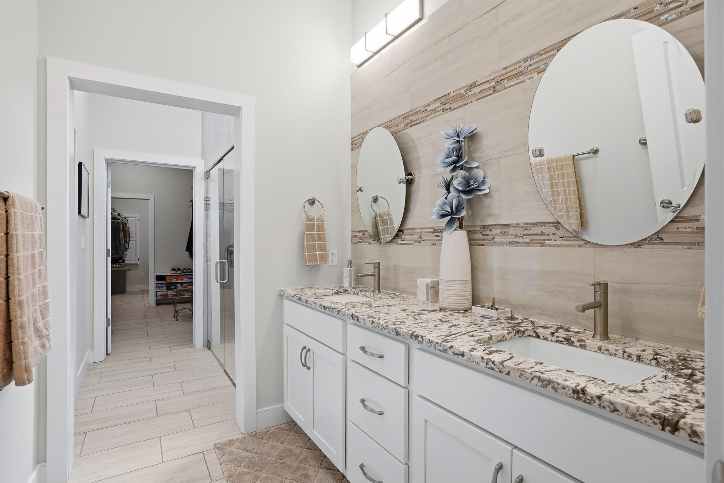 6306 Murano Way Property Photo 25