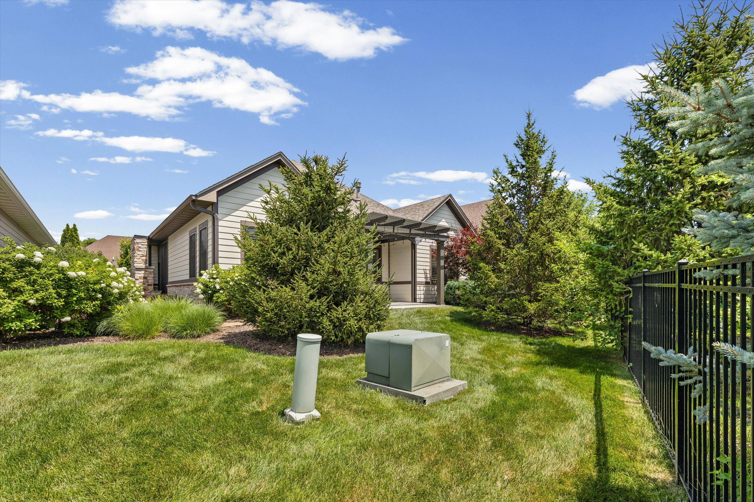 1704 Linkside Dr Property Photo 41