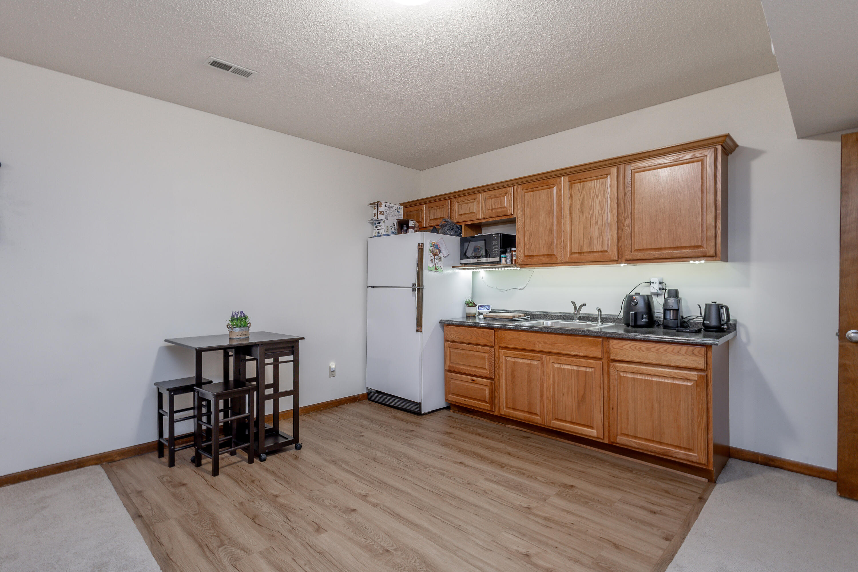 3711 Lansing Ave Property Photo 36