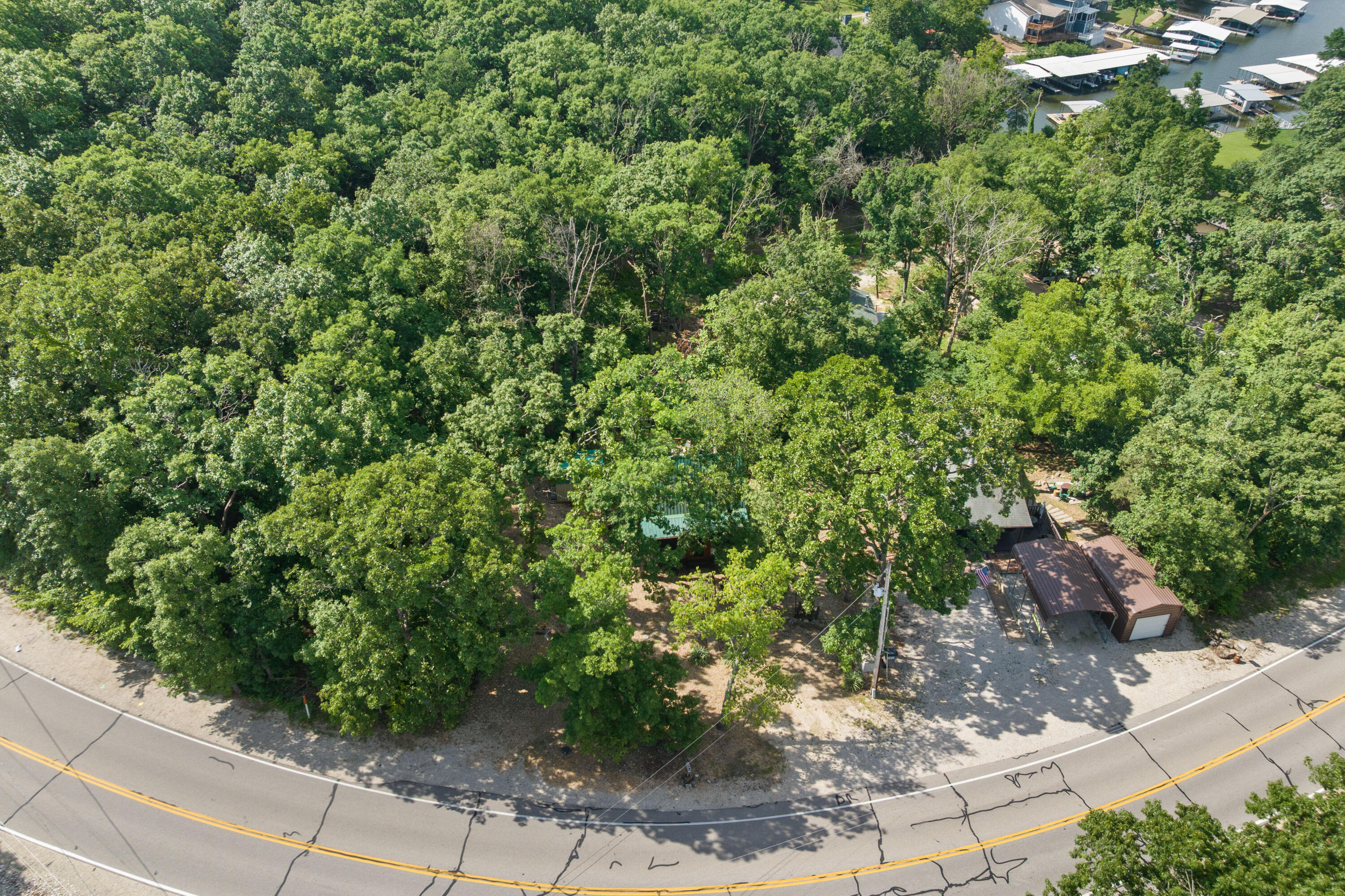 1886 Bittersweet Rd Property Photo 32