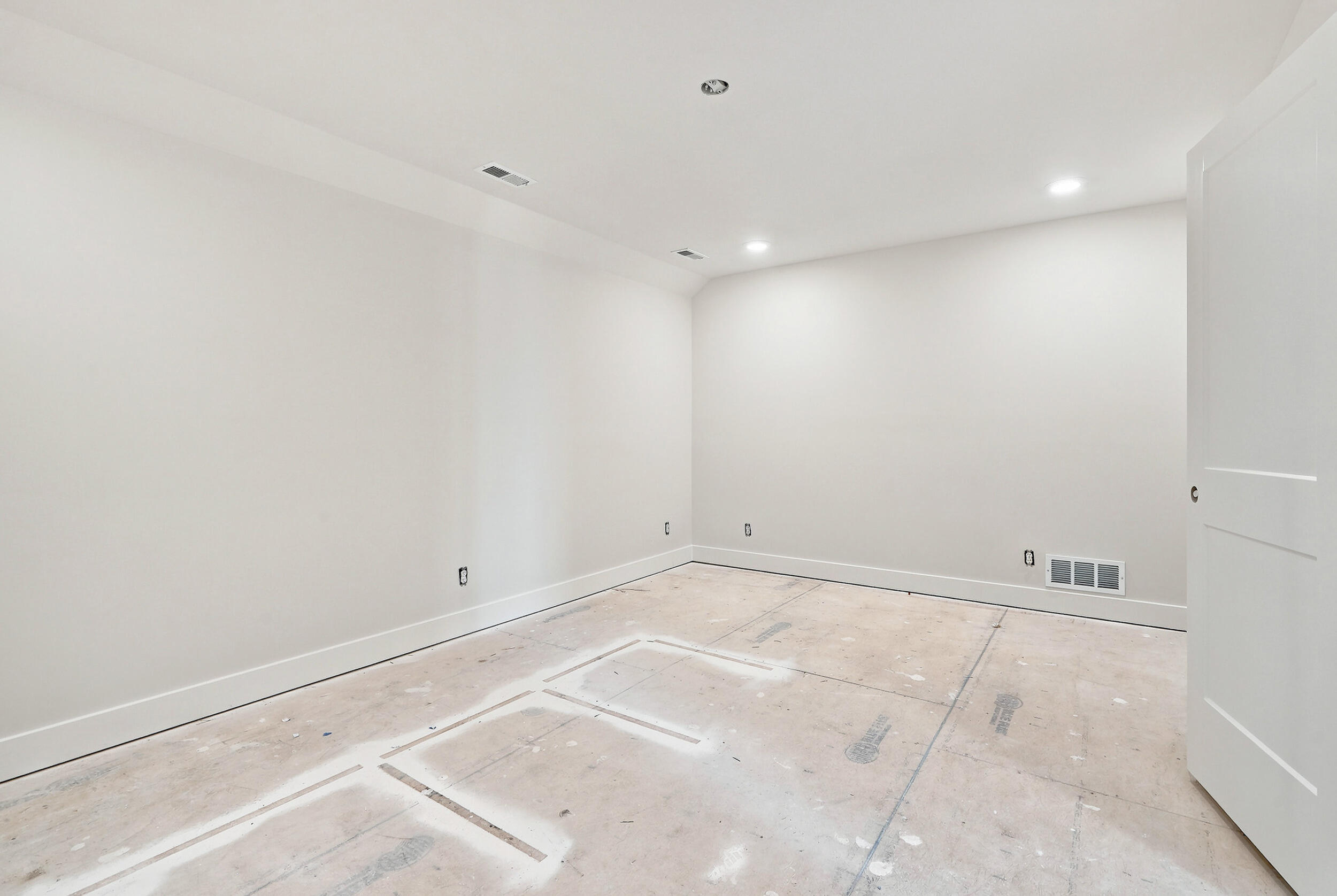 1008 Brockton Dr Property Photo 28