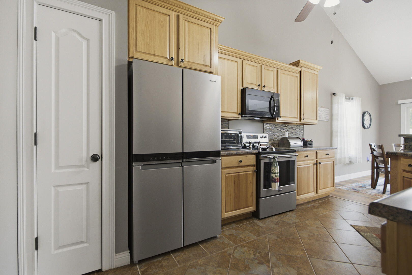 7012 Greenwood Hills Property Photo 19