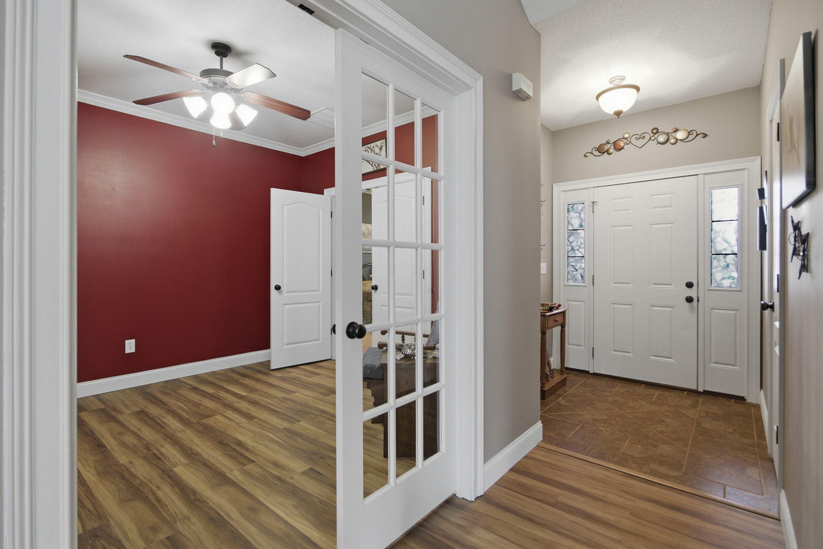 7012 Greenwood Hills Property Photo 20