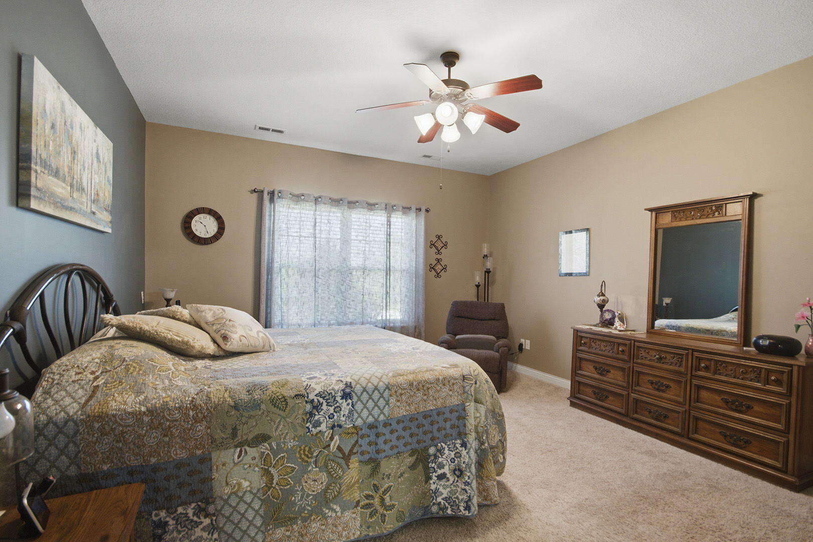 7012 Greenwood Hills Property Photo 25