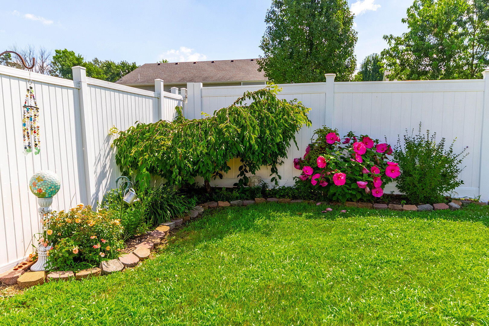 7012 Greenwood Hills Property Photo 45