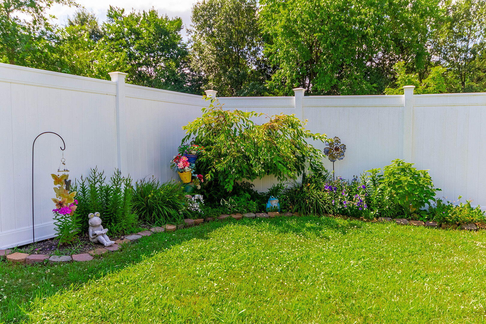 7012 Greenwood Hills Property Photo 46