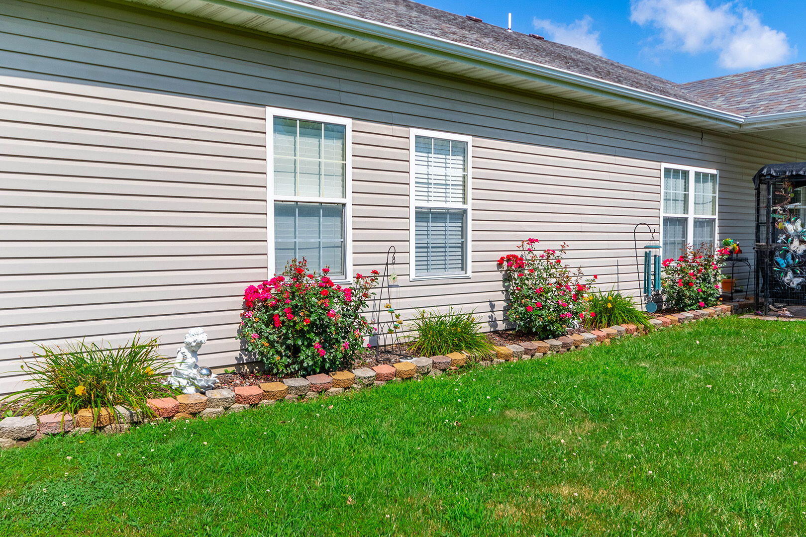 7012 Greenwood Hills Property Photo 47
