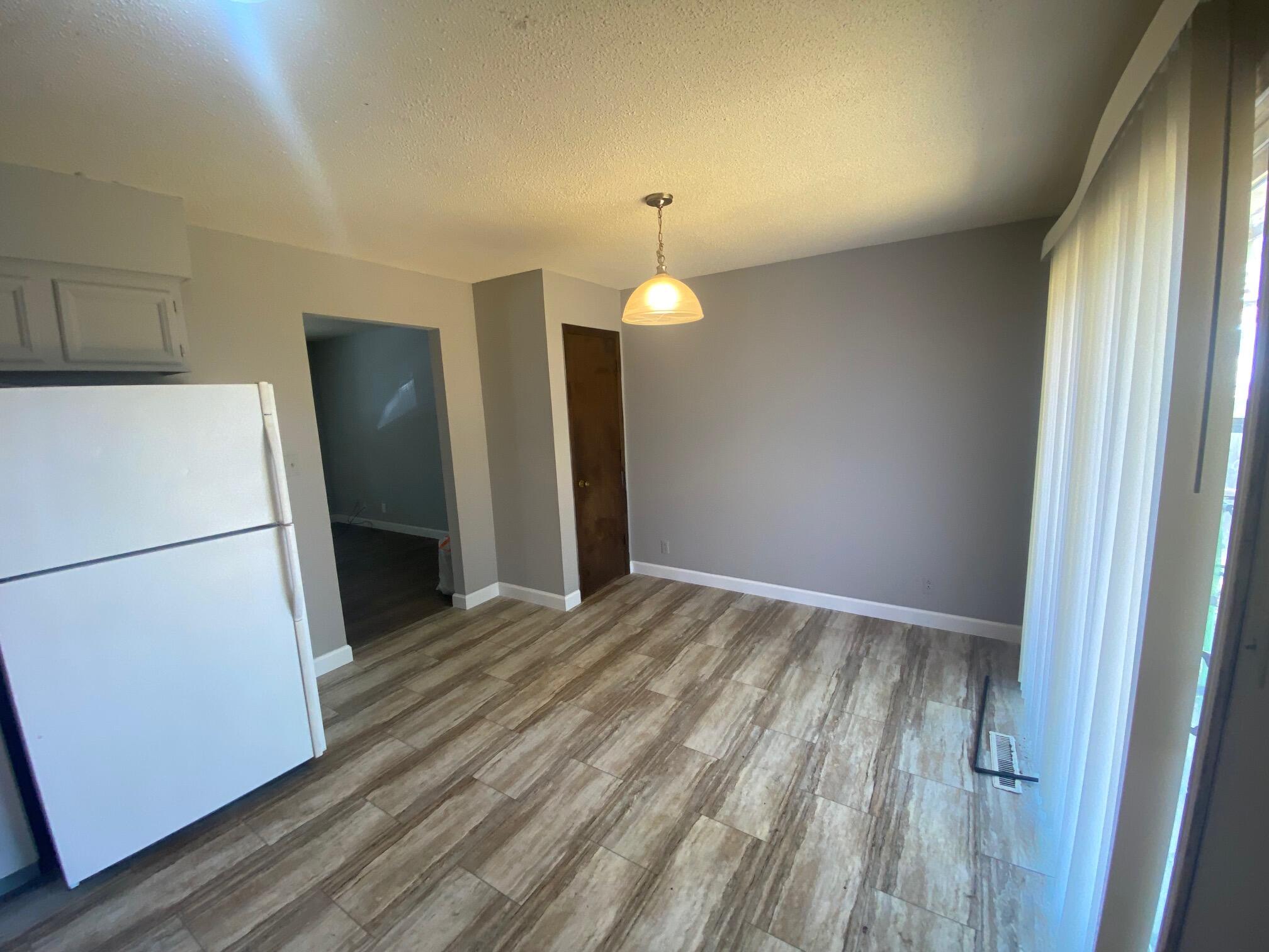 1300 S Roseta Ave Property Photo 5
