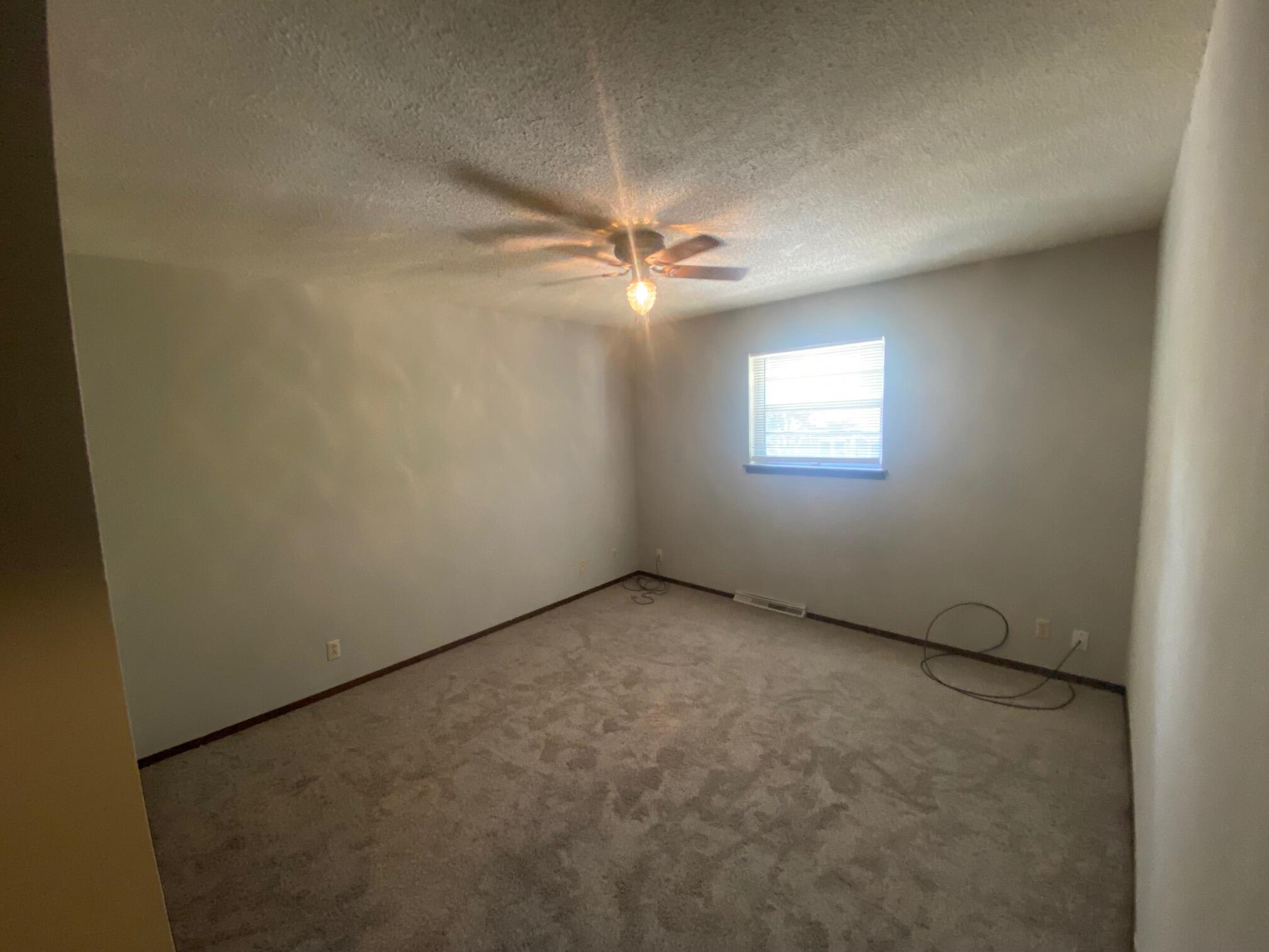 1300 S Roseta Ave Property Photo 11