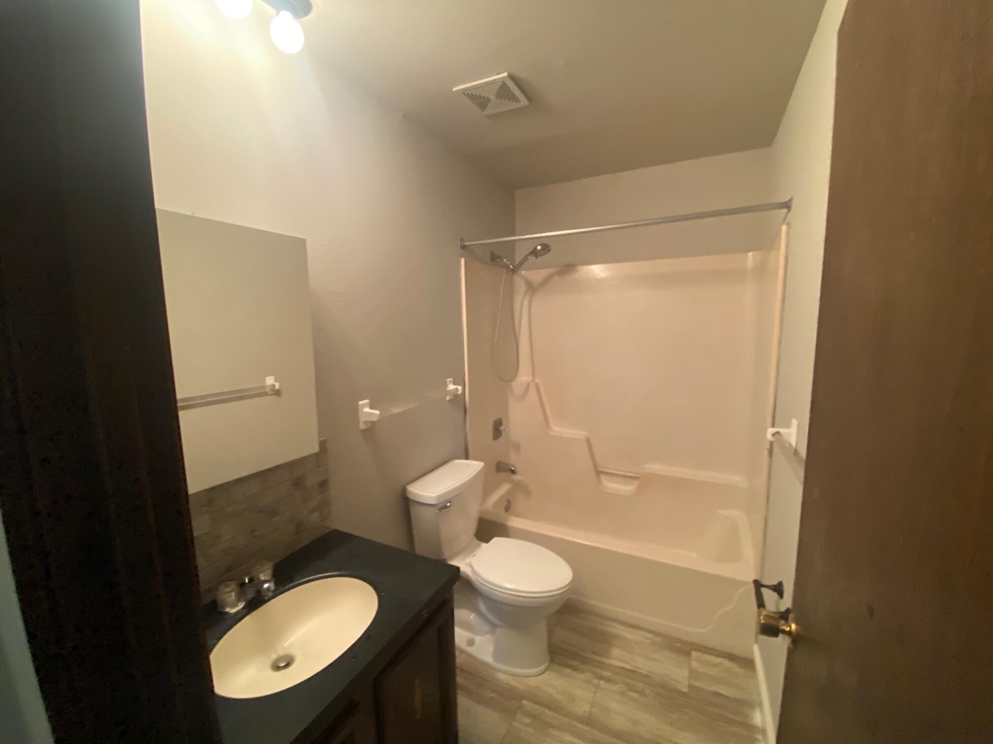 1300 S Roseta Ave Property Photo 12