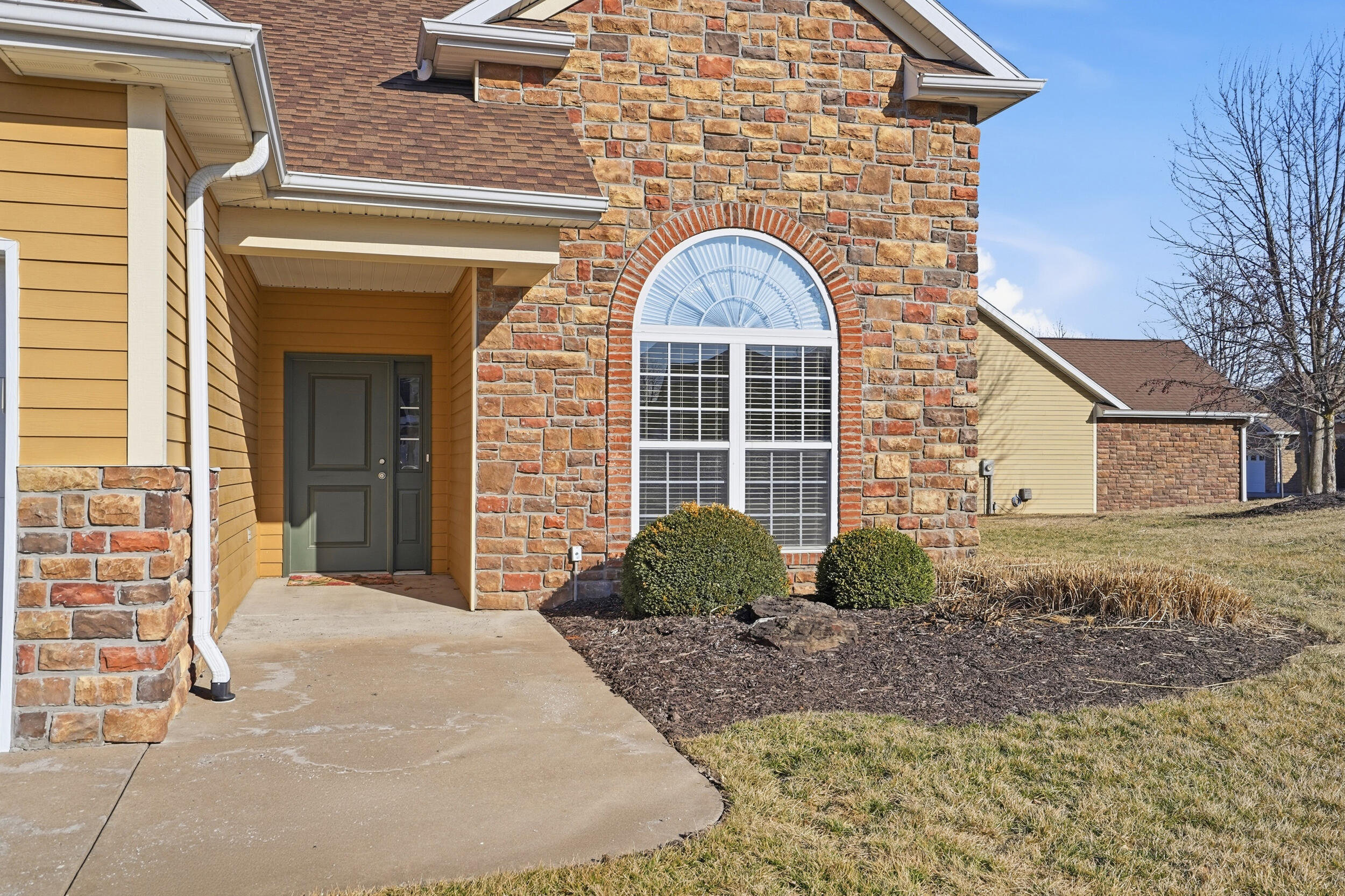 2508 Boulder Springs Ct Property Photo 2