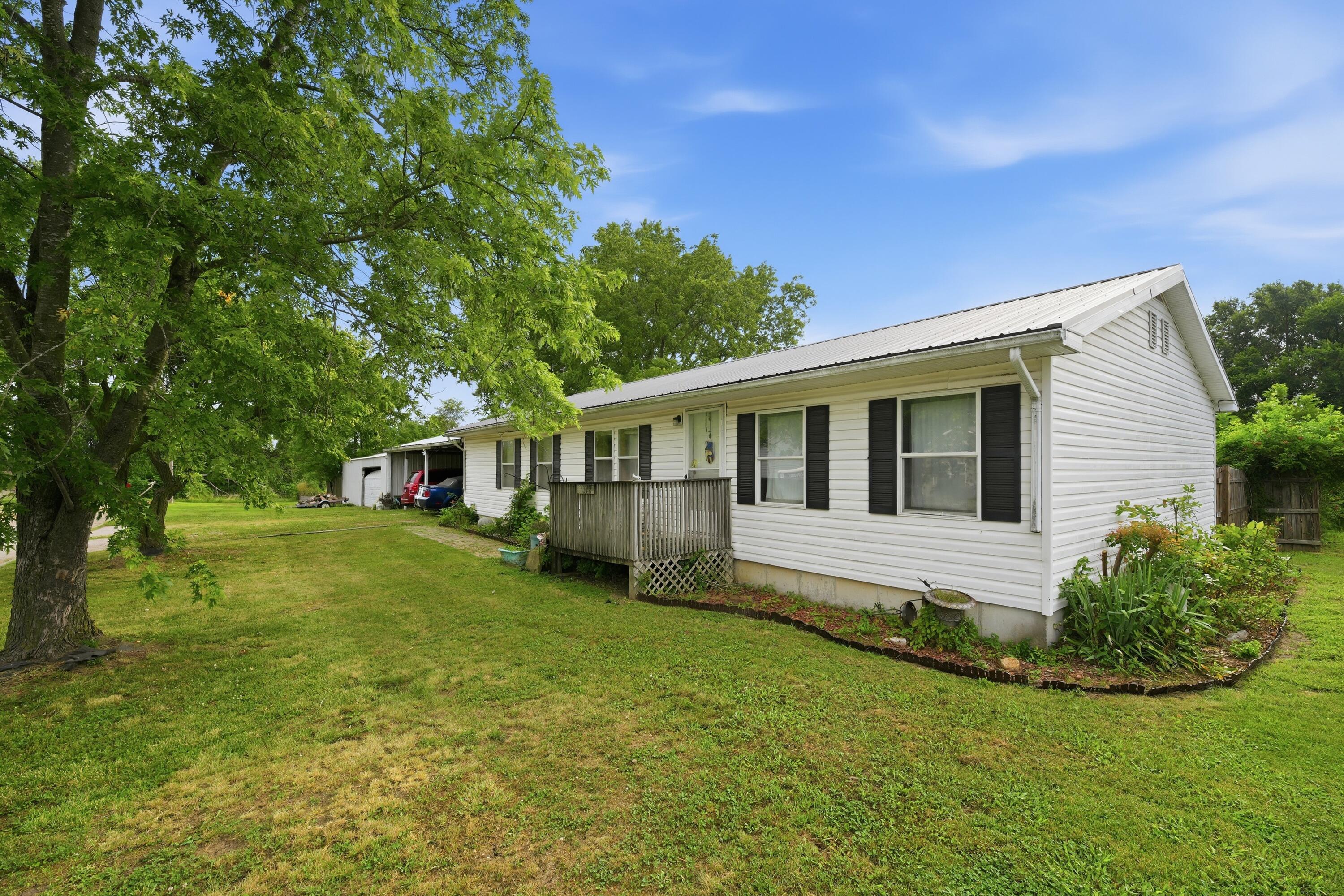 1328 Onie St Property Photo 1