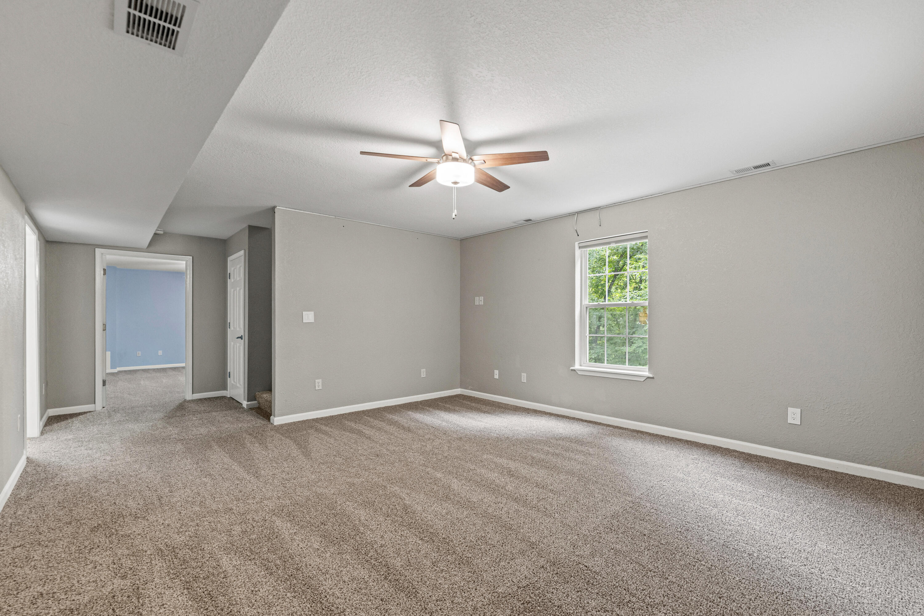 2911 Shingo Ct Property Photo 33