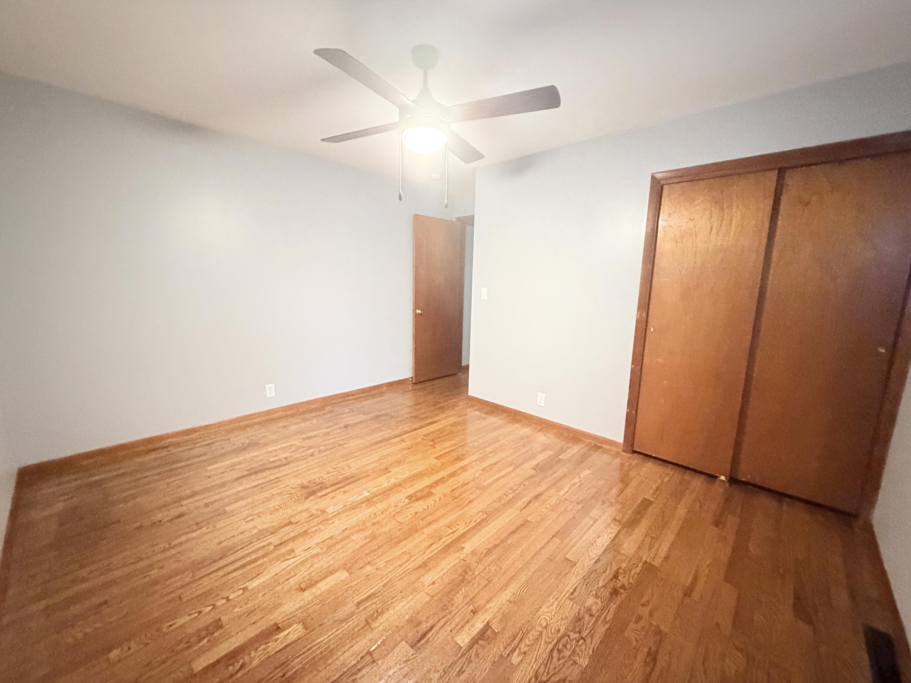 415 W Maple St Property Photo 2
