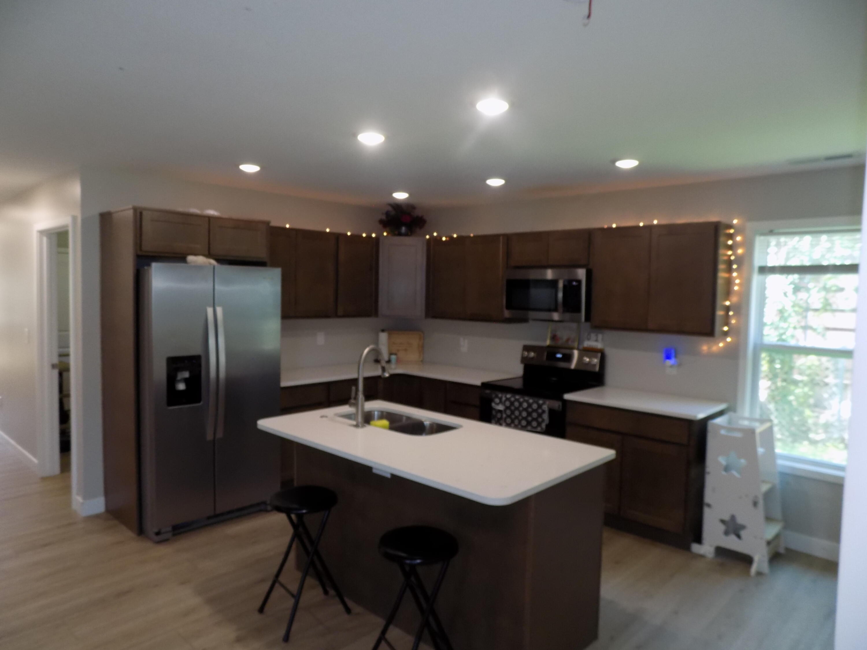 534 Barrow St Property Photo 8