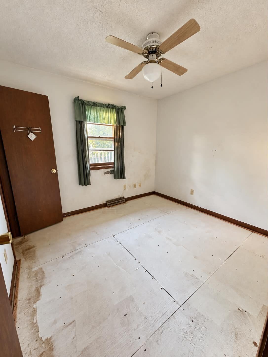 521 N Broadview Ct Property Photo 10