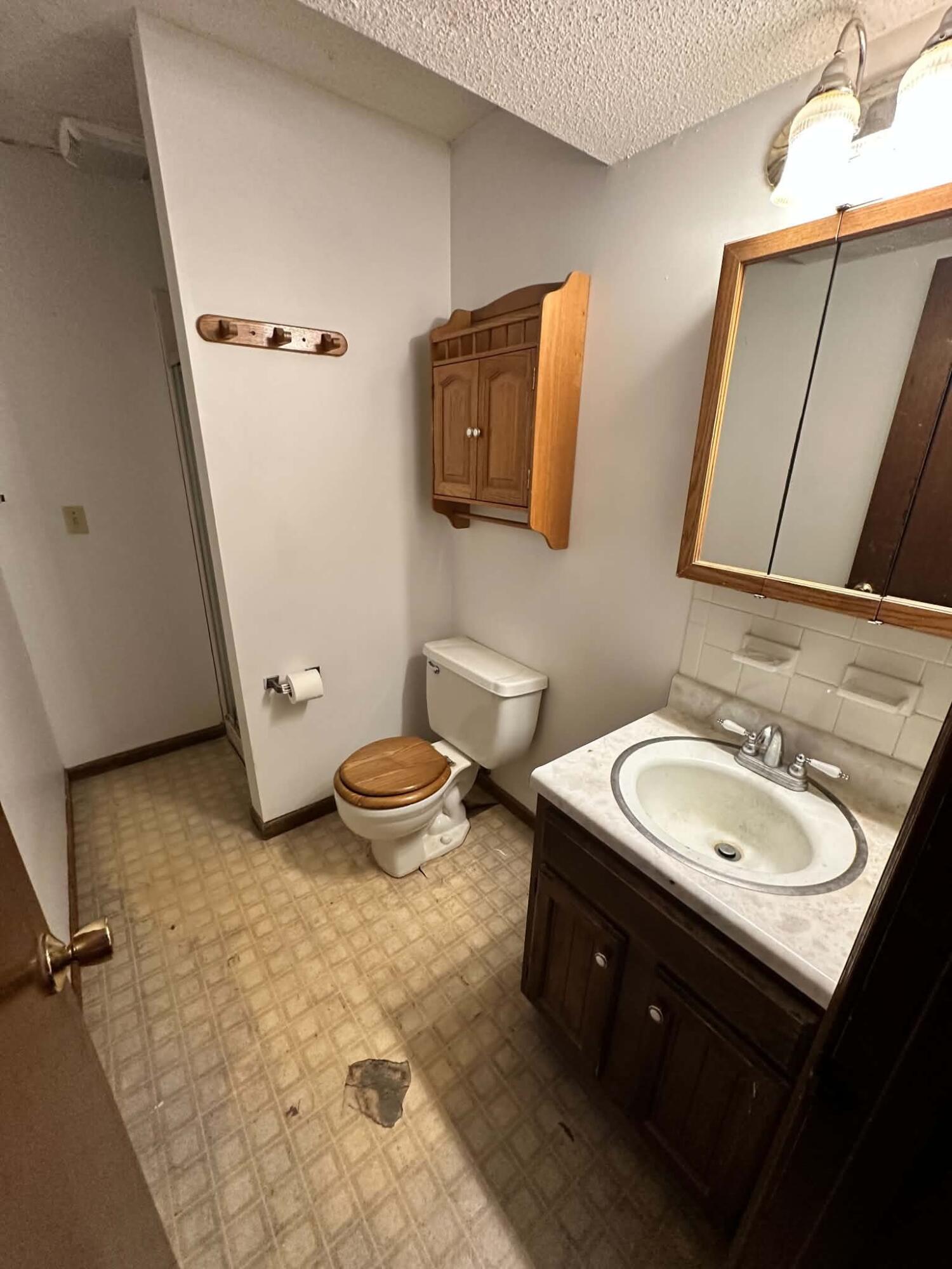 521 N Broadview Ct Property Photo 18