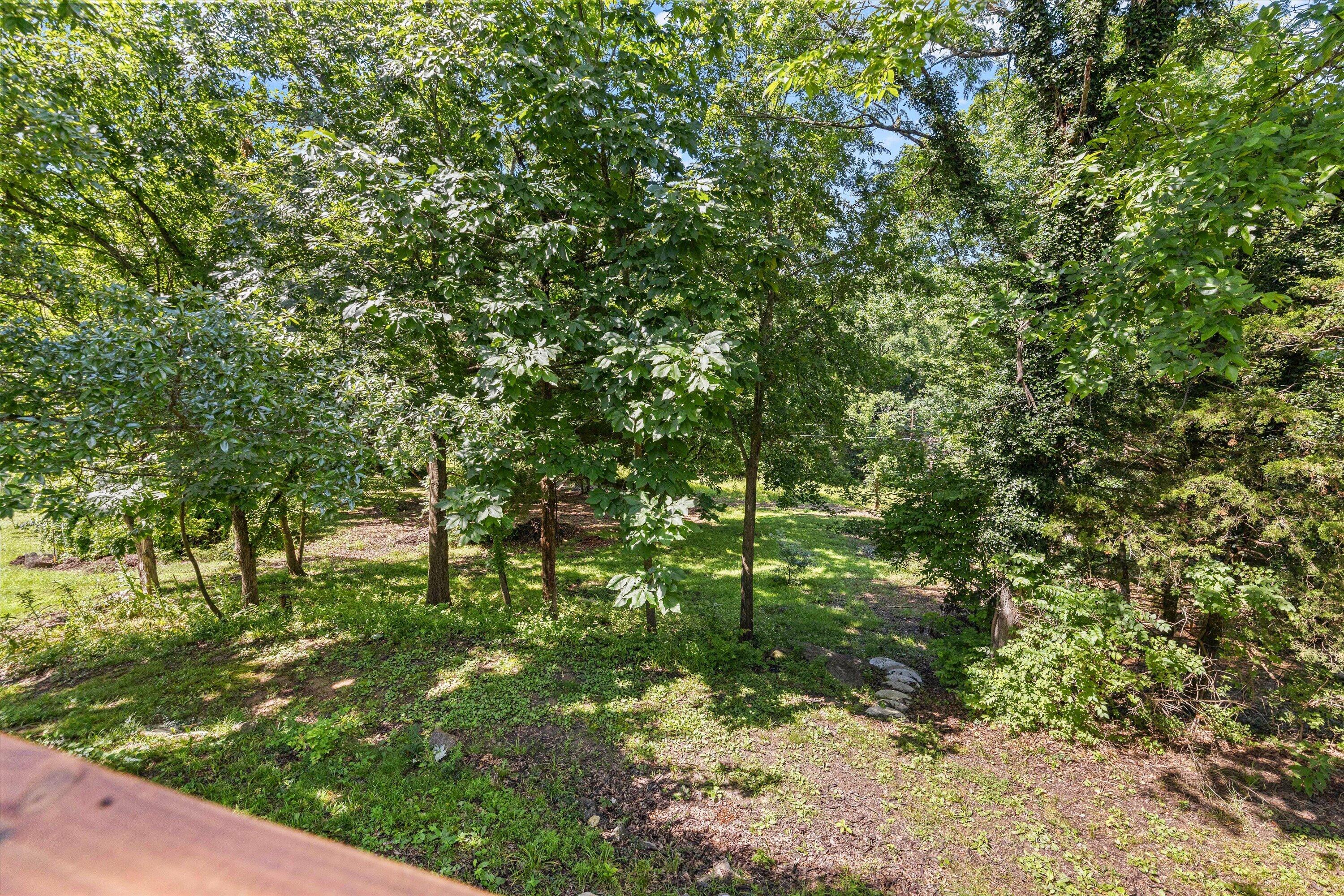 2002 Valleyview Rd Property Photo 20